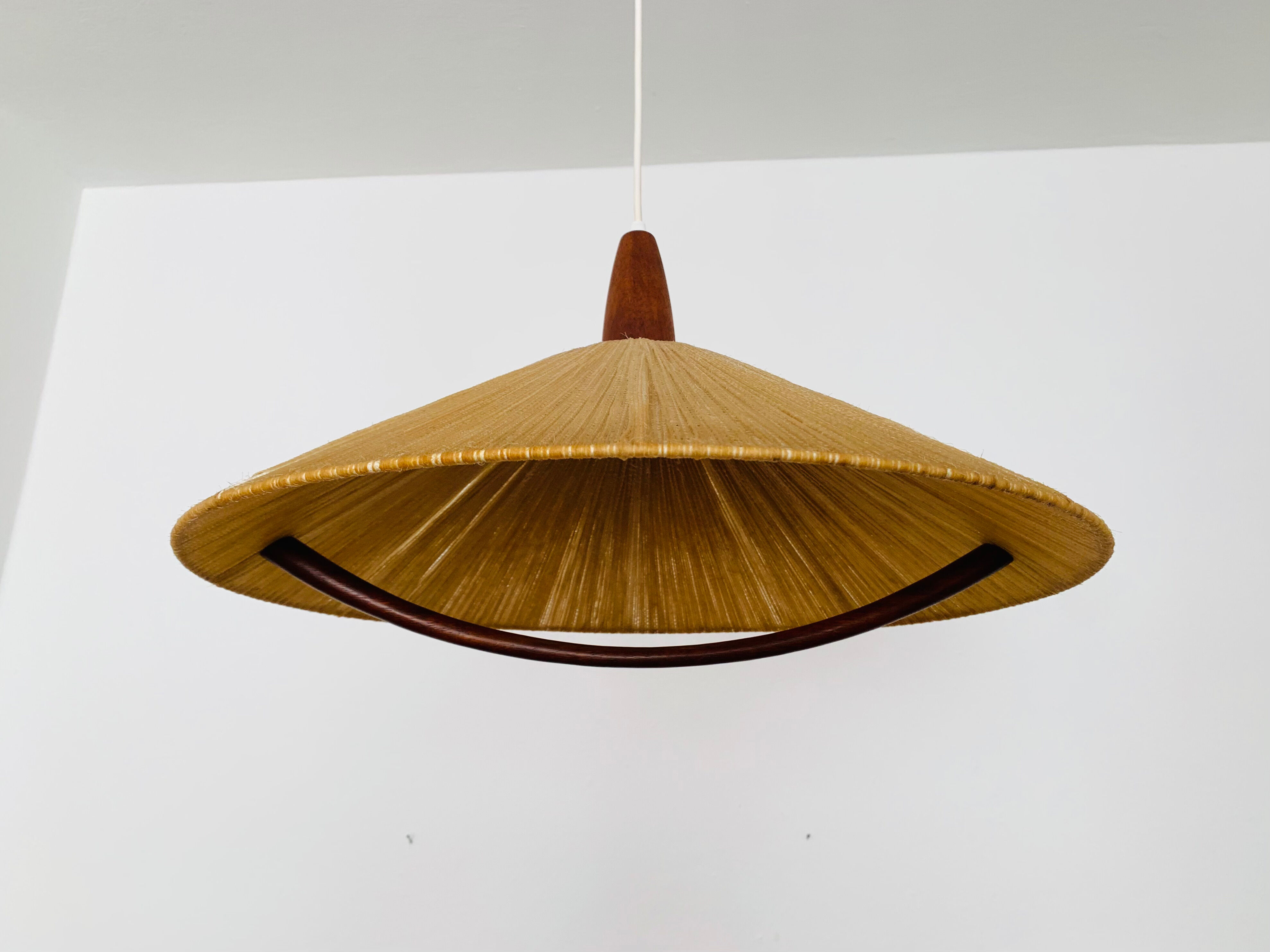 Raffia bast and teak pendant lamp by Temde