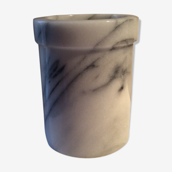 Vase ou pot en marbre blanc