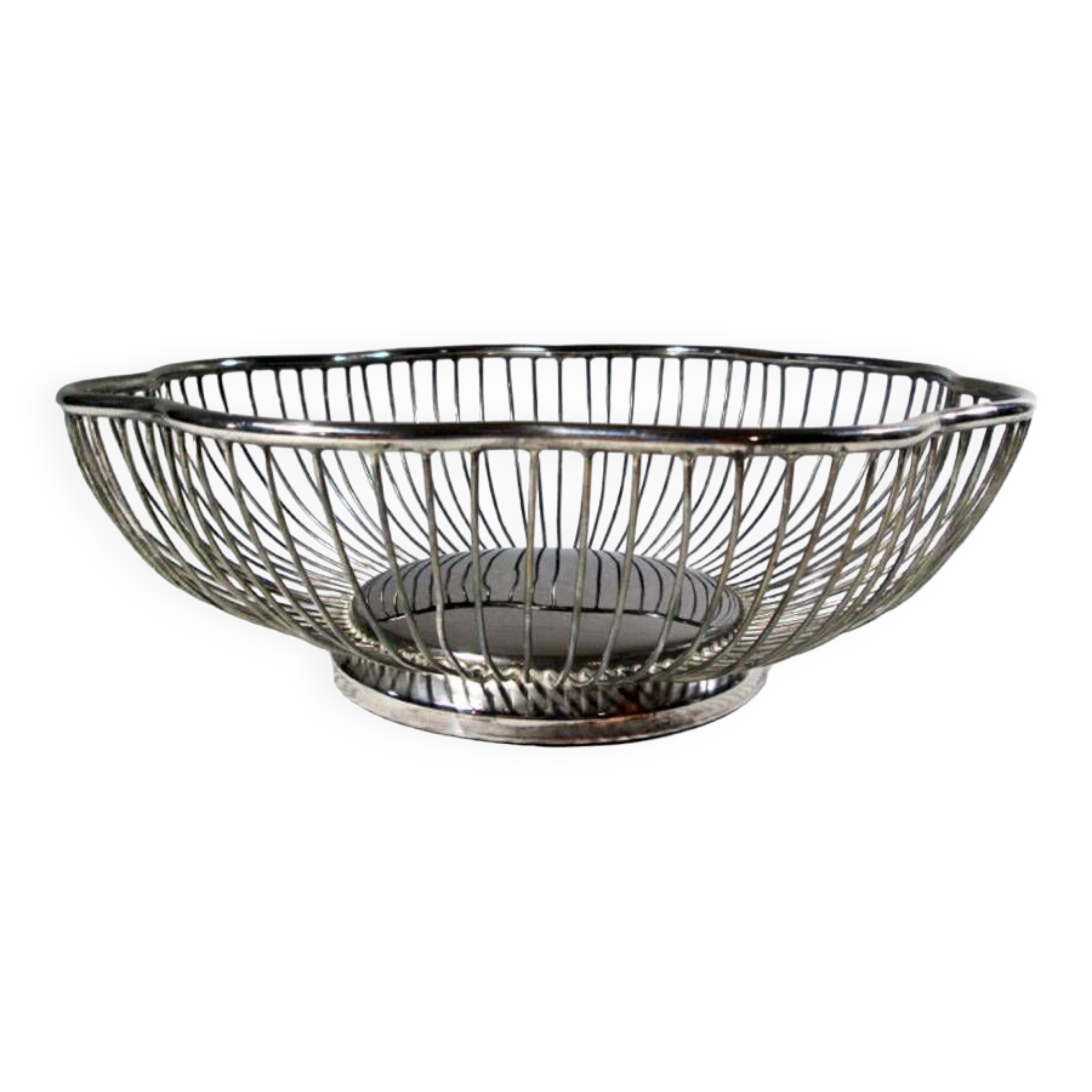 Silver metal fruit basket