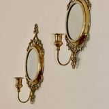 Paire d'appliques suédoises du milieu du siècle en laiton avec miroir