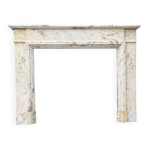 Cheminée en marbre Paonazzo,