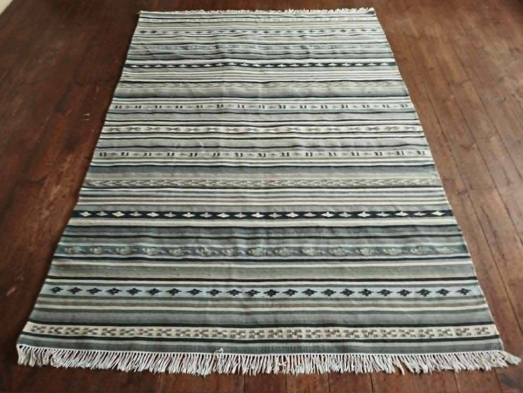 Kilim Kattrup India handmade 200x137cm