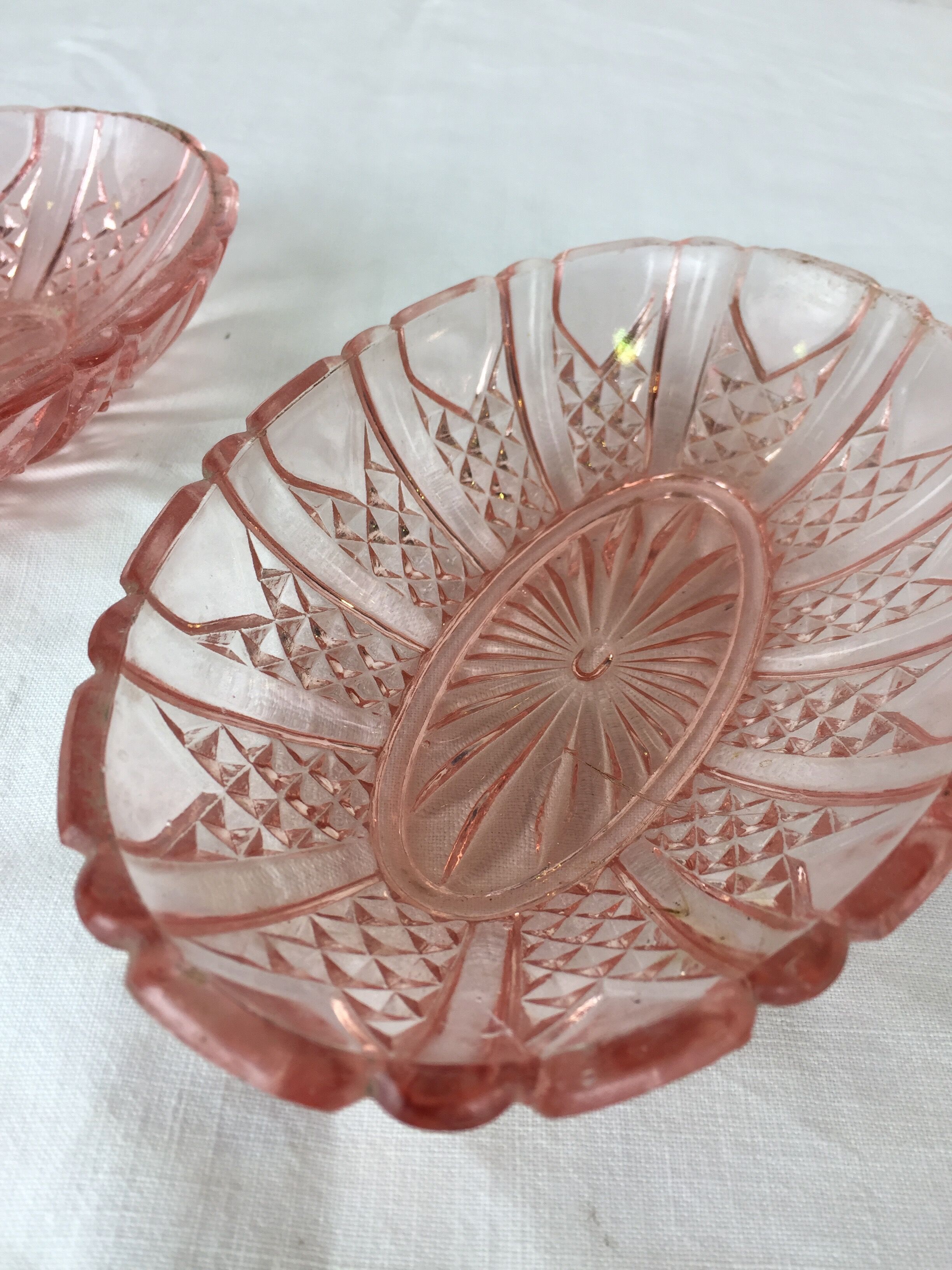 Lot of 2 pink glass ramekins