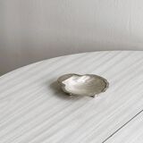 Shell-shaped jewelry holder or butter dish