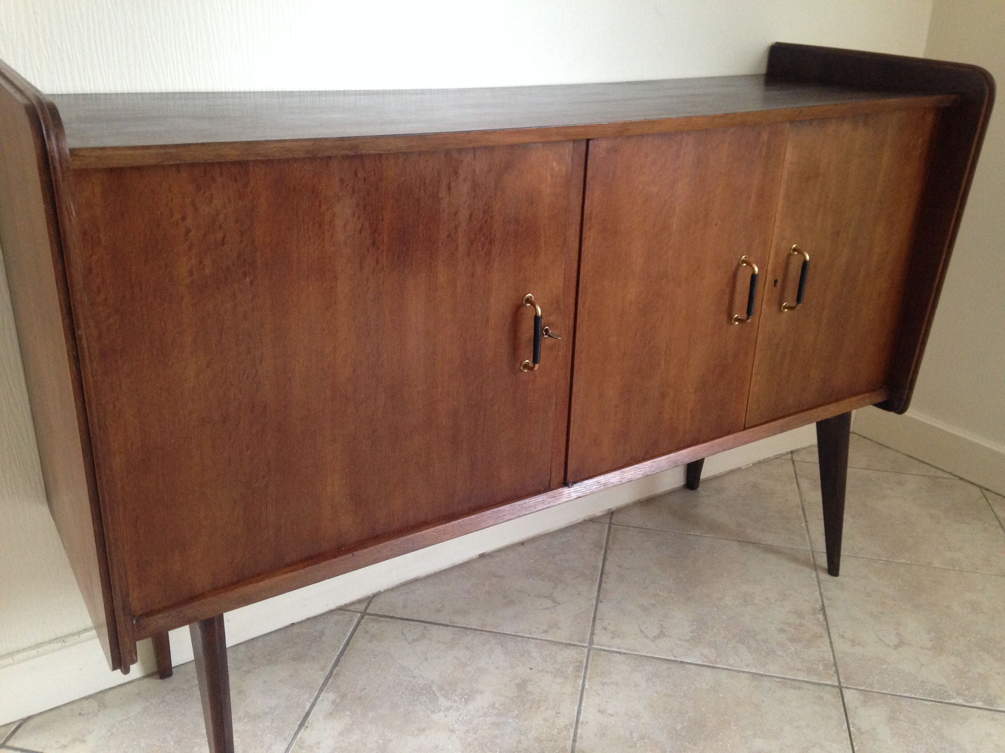 Sideboard SAM Edition with compass feet