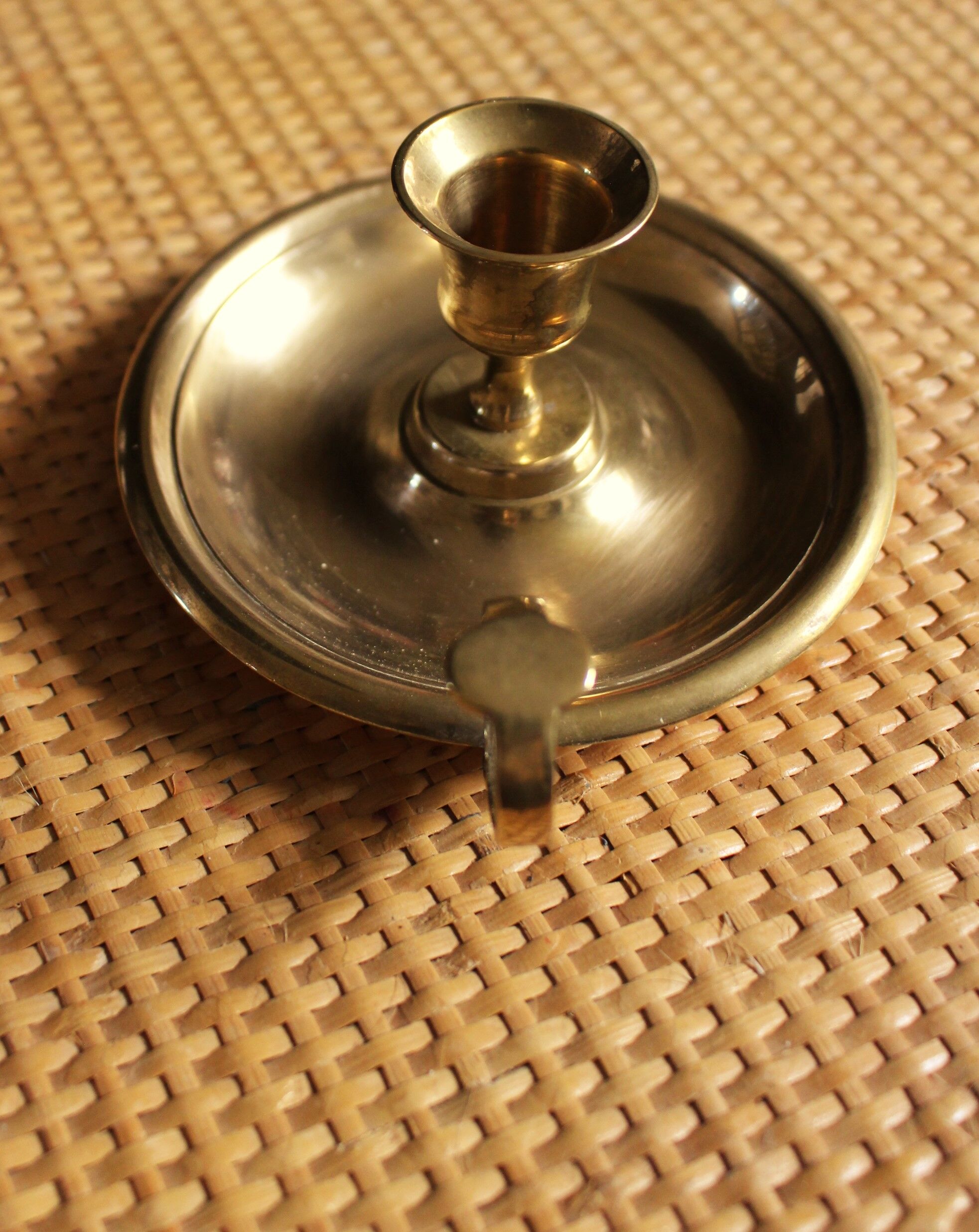 Brass candle holder cellar rat round handle