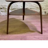Pedestal table