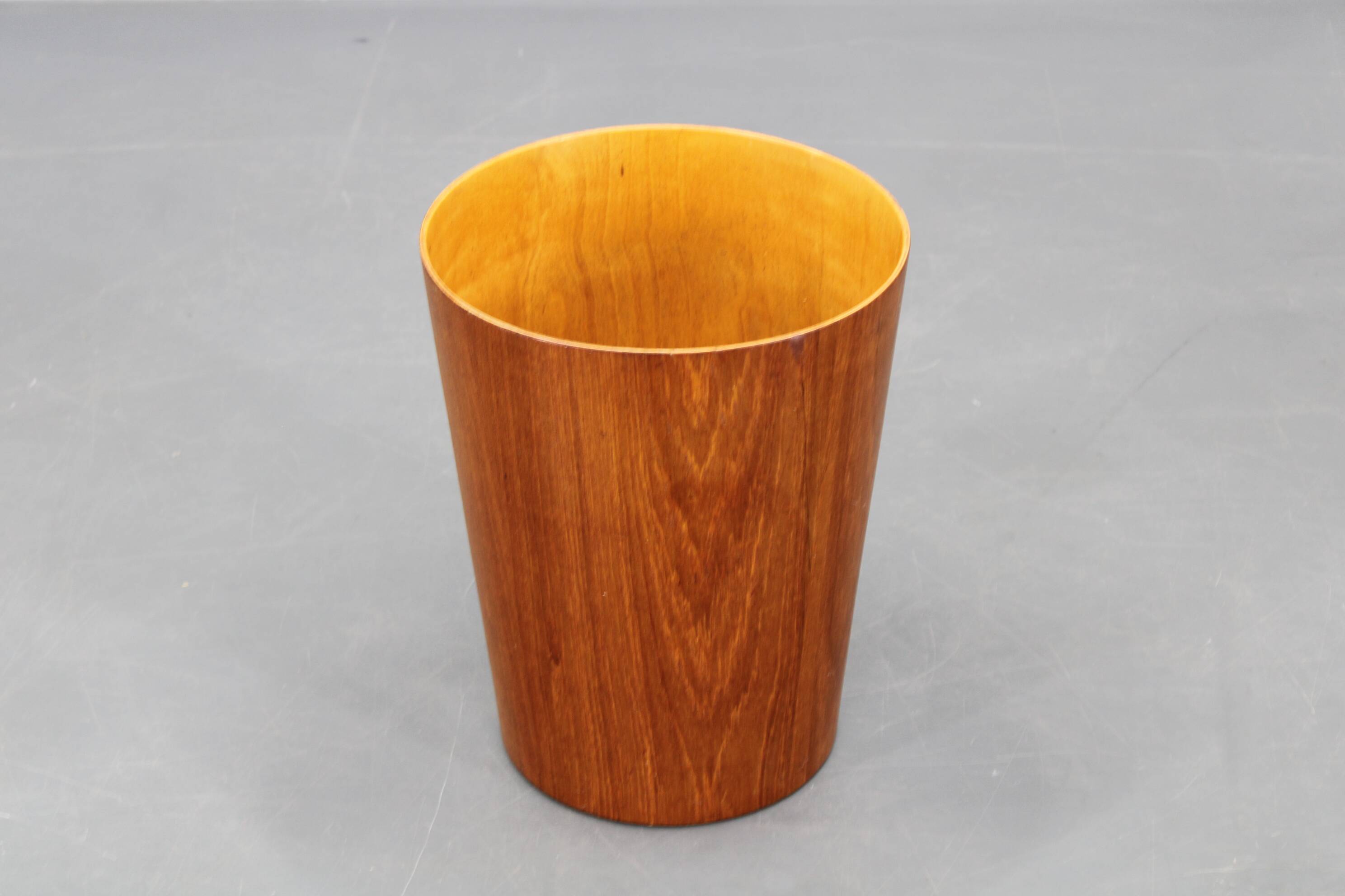 Panier en papier en teck suédois des années 1960, conçu par Martin Åberg pour Servex.