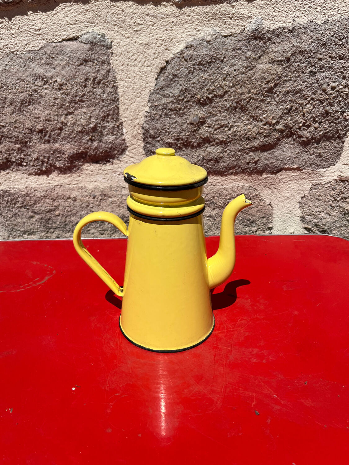 Enamelled coffee maker