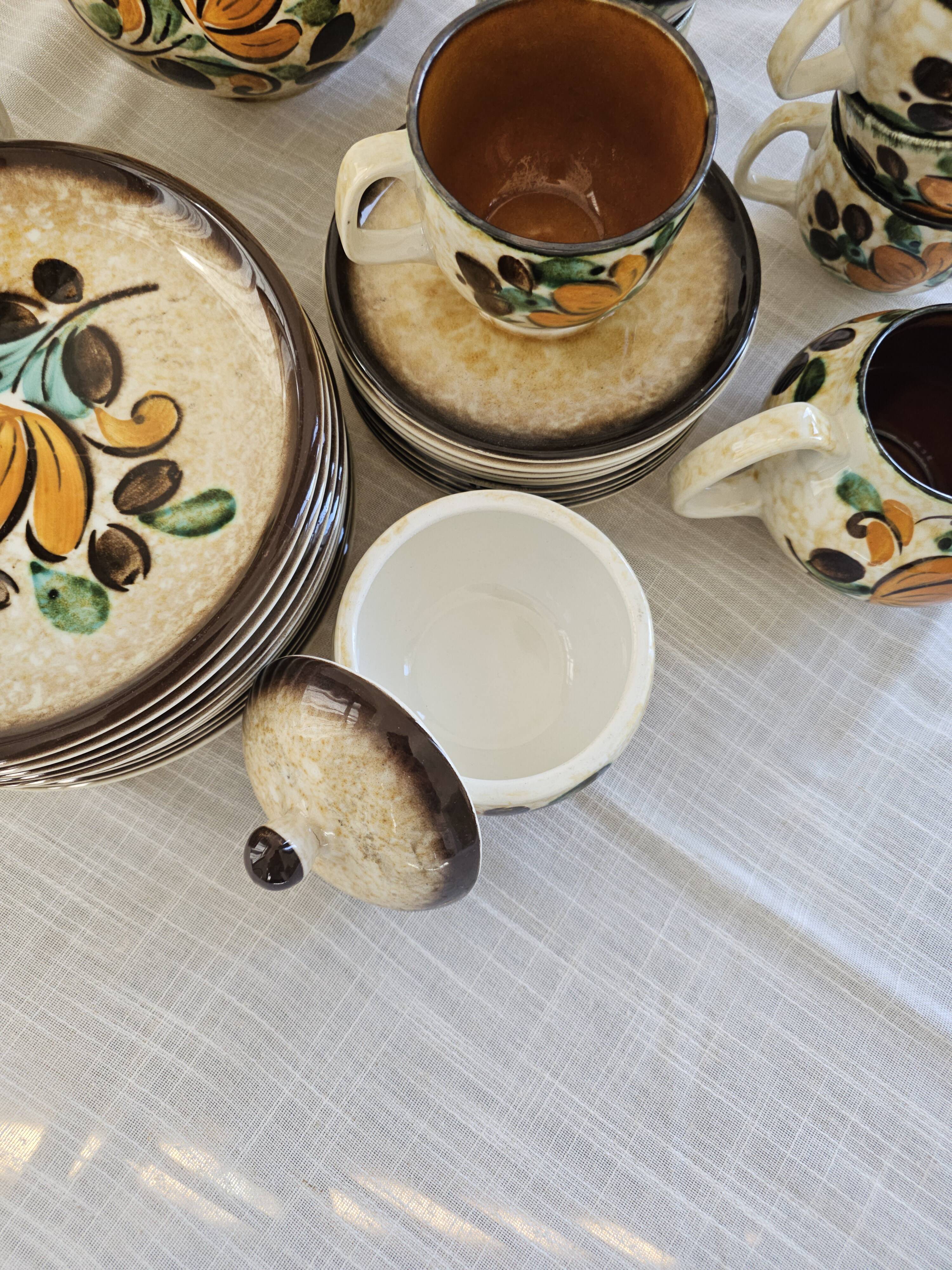 Coffee service for 10 people Boch La Louvière Corfu collection