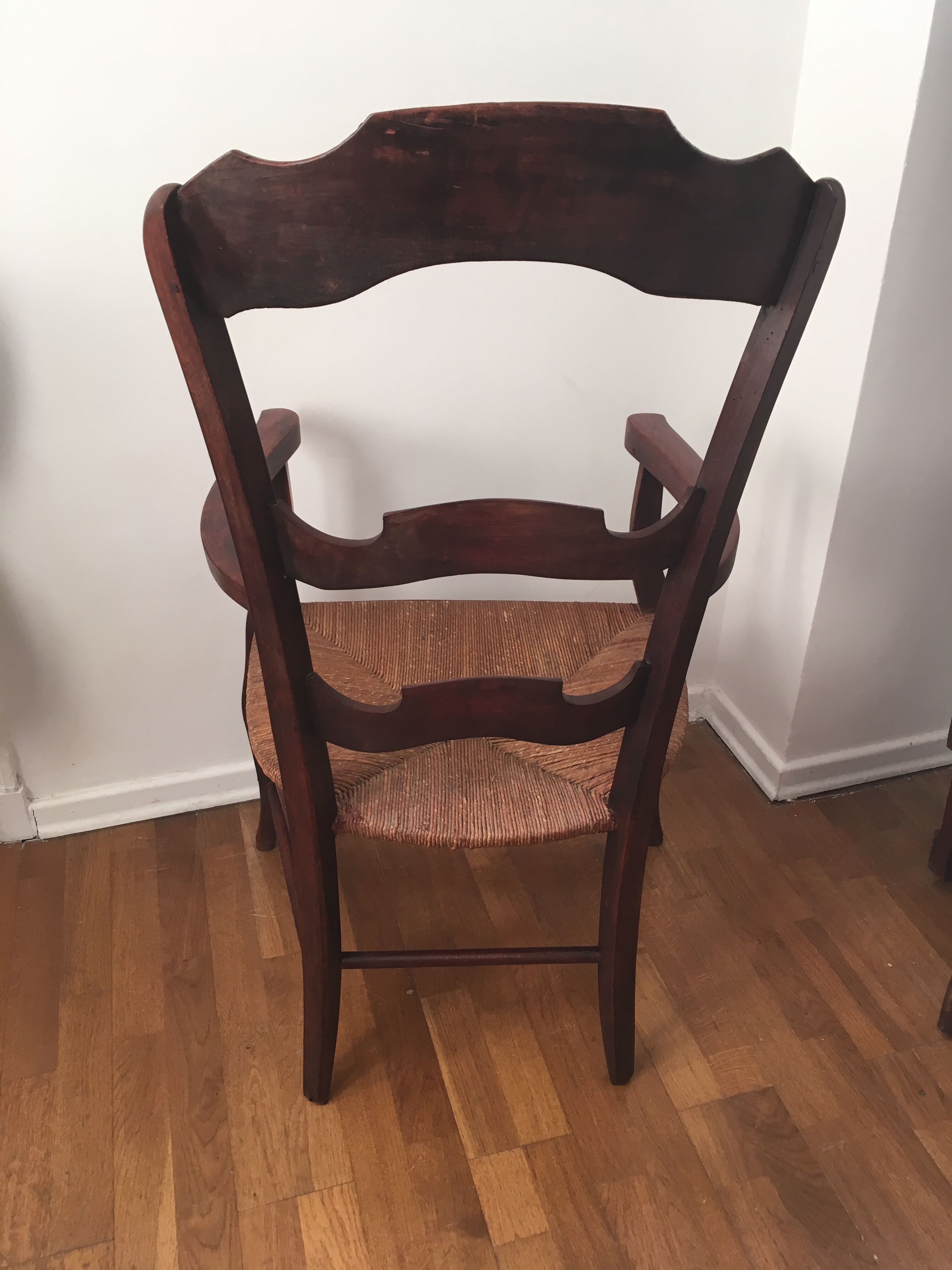 Fauteuil provençal paillé