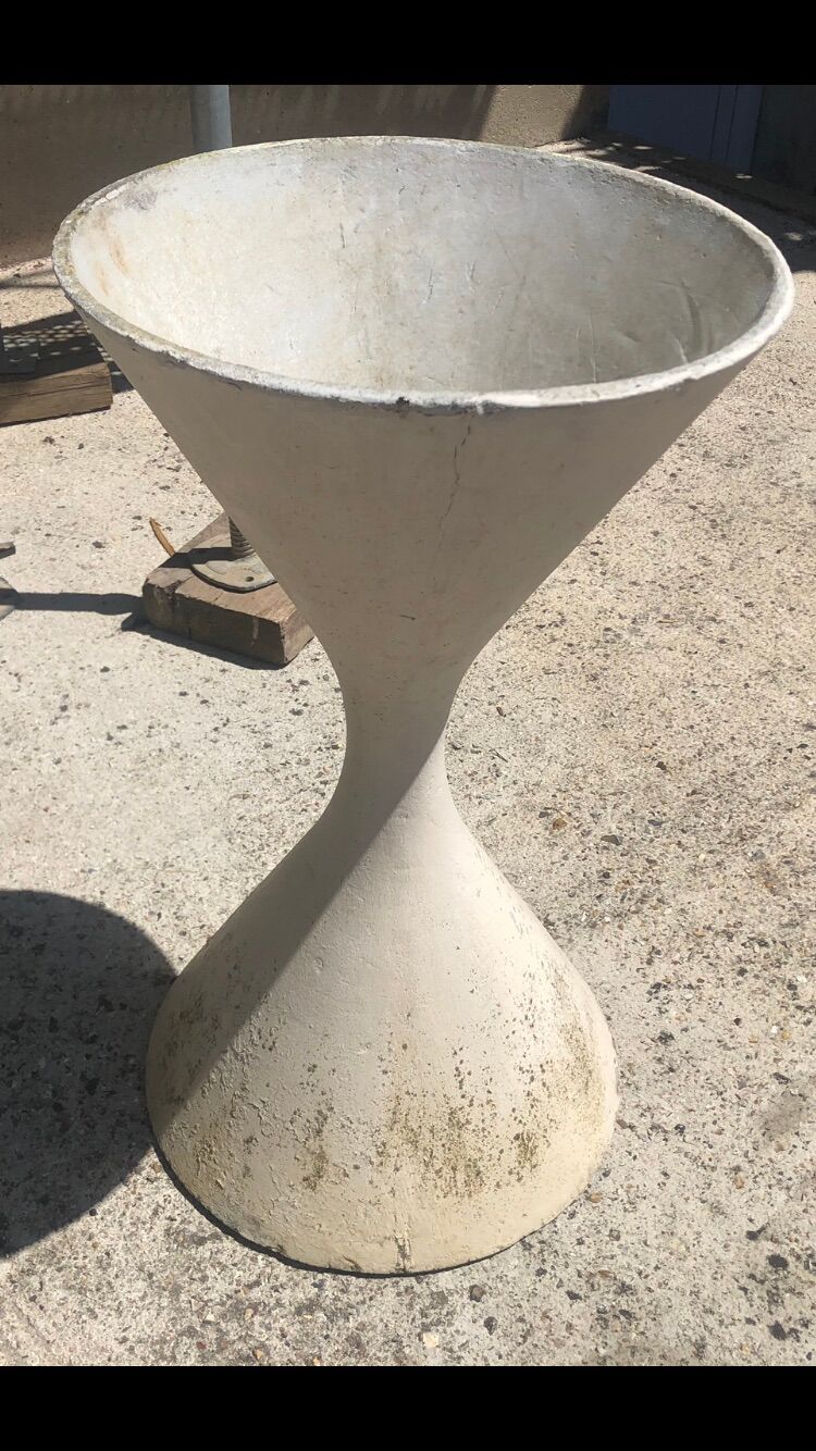 Jardinière design design Anton Bee asssisté de Willy Guhl année 50
