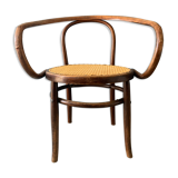Mundus chair in curved wood