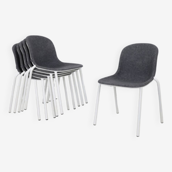 6x chaises empilables en feutre pet par laurens van wieringen pour de vorm
