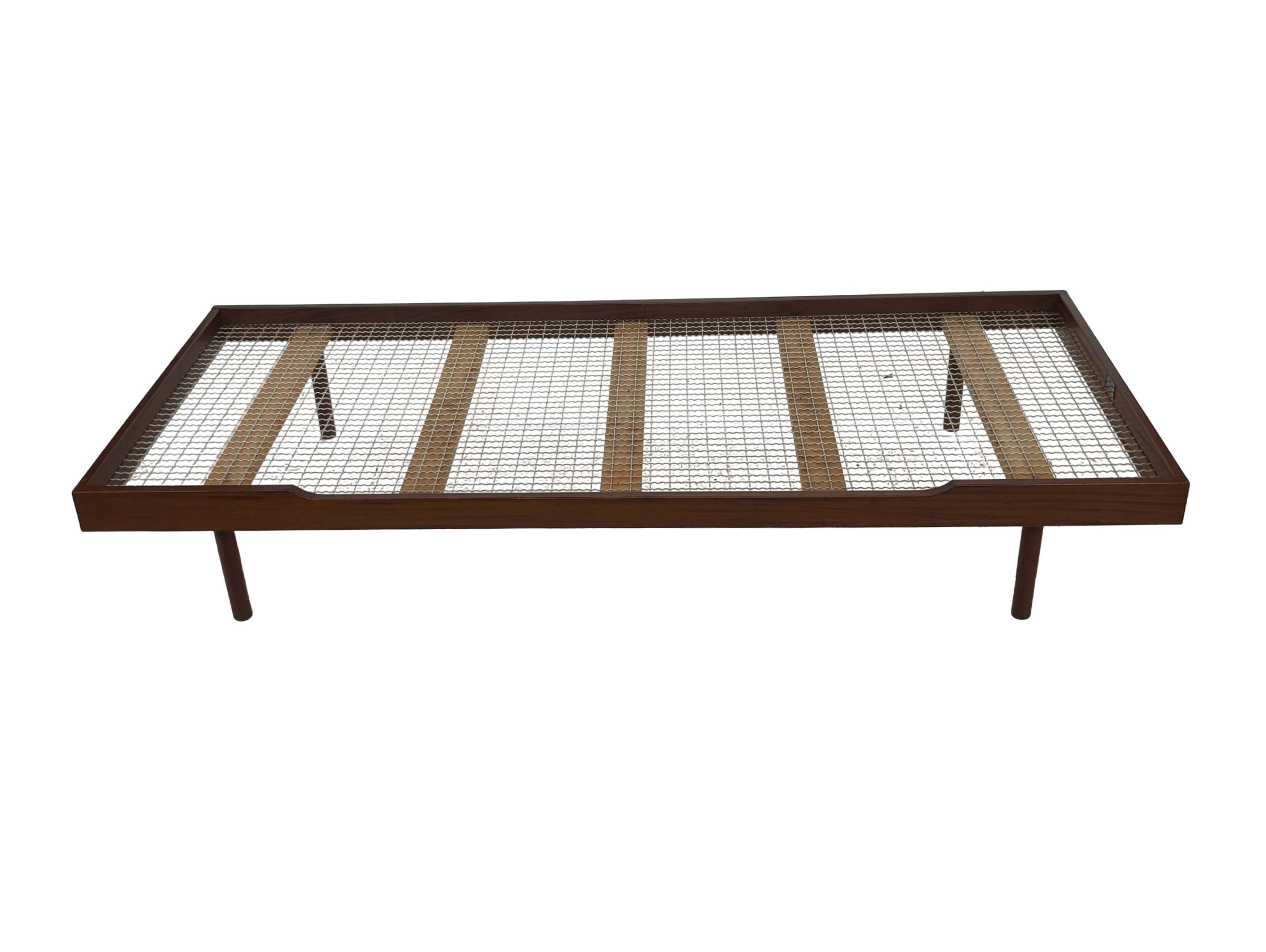 Vintage daybed minimalist design in Teak 1960s