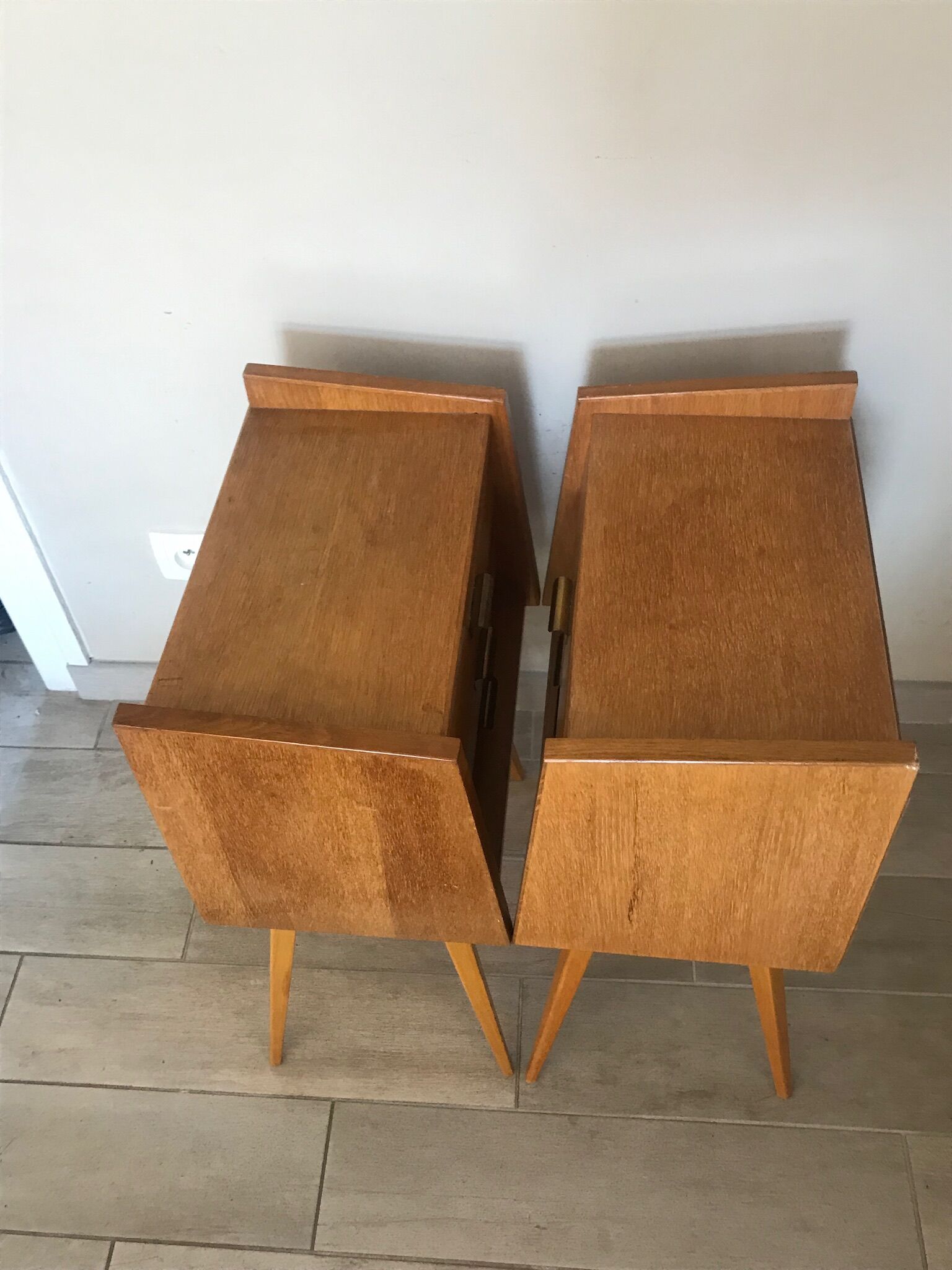 Paire de chevets pieds compas vintage années 60