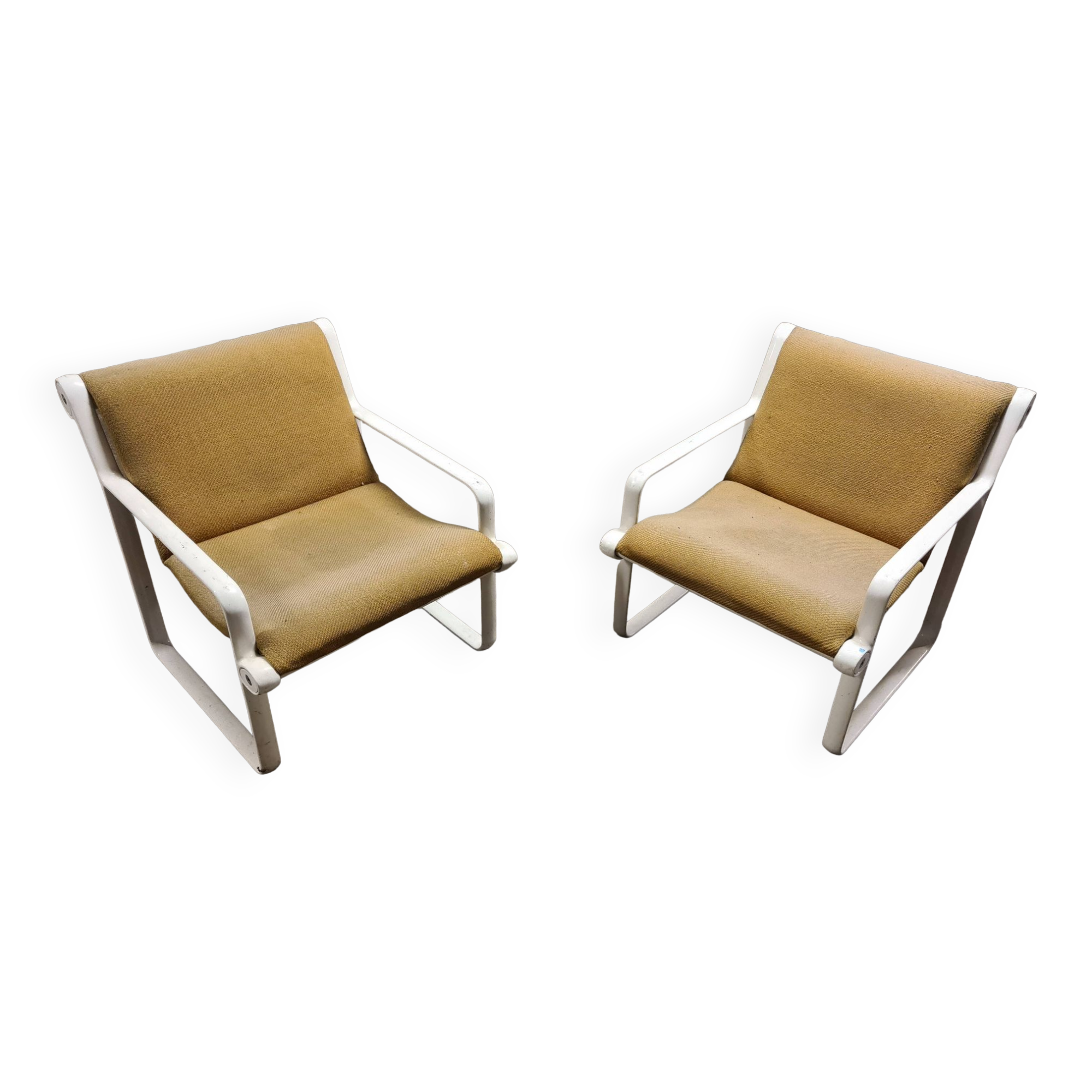 Chairs Hannah and Morrison