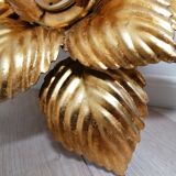 Golden flower ceiling