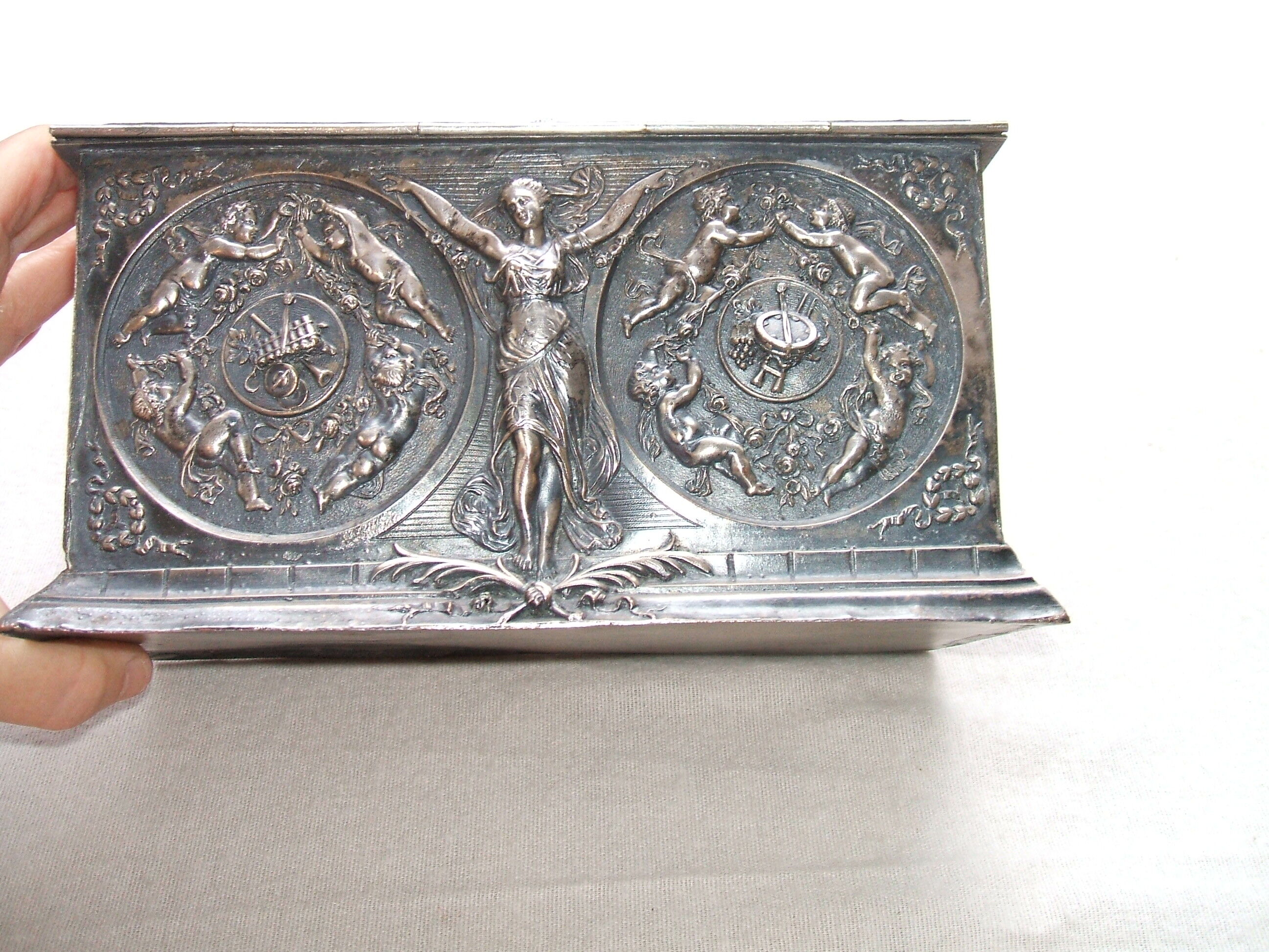 Silver metal box XIXeme