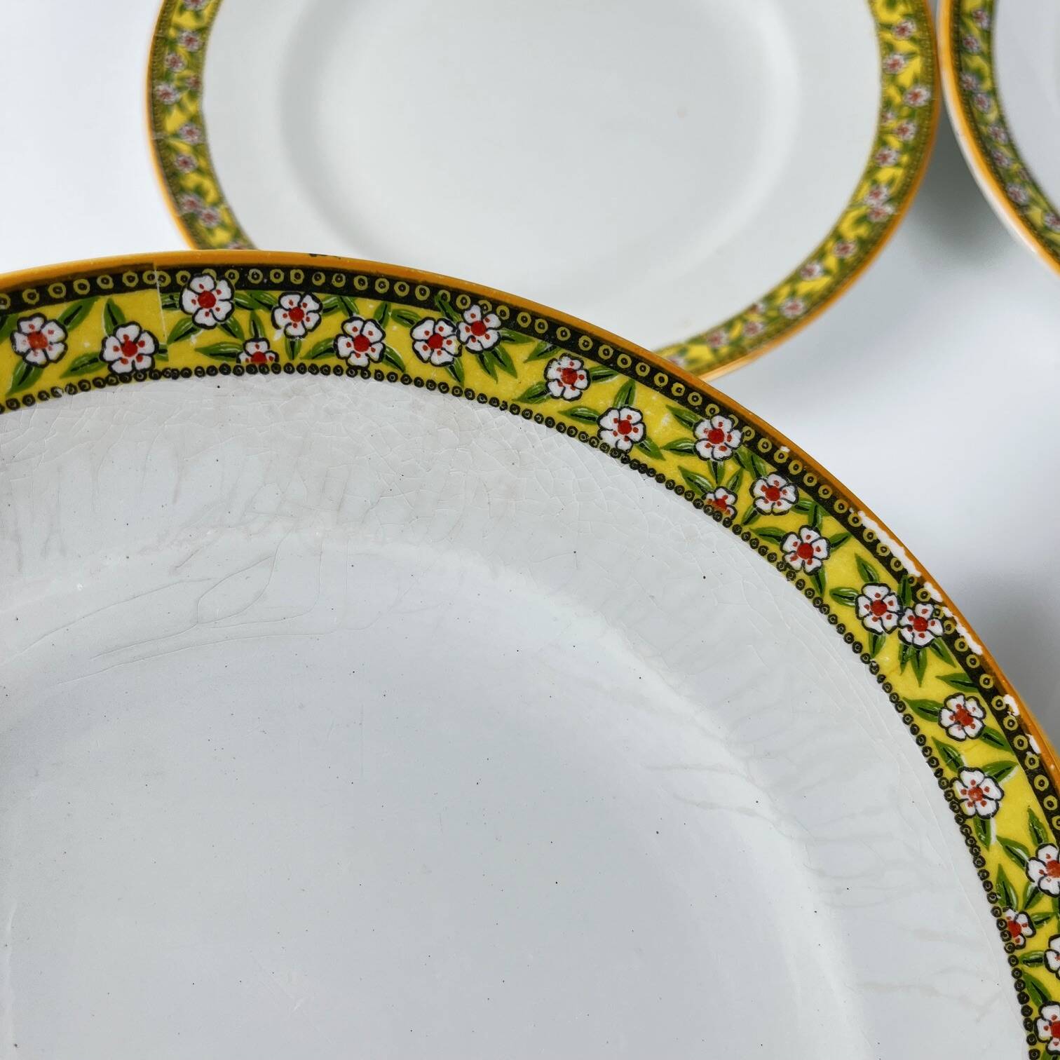 Set of 6 "Yvonne" iron earth plates, Orchies, early 20th century