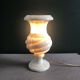 Lampe en albâtre torsadée