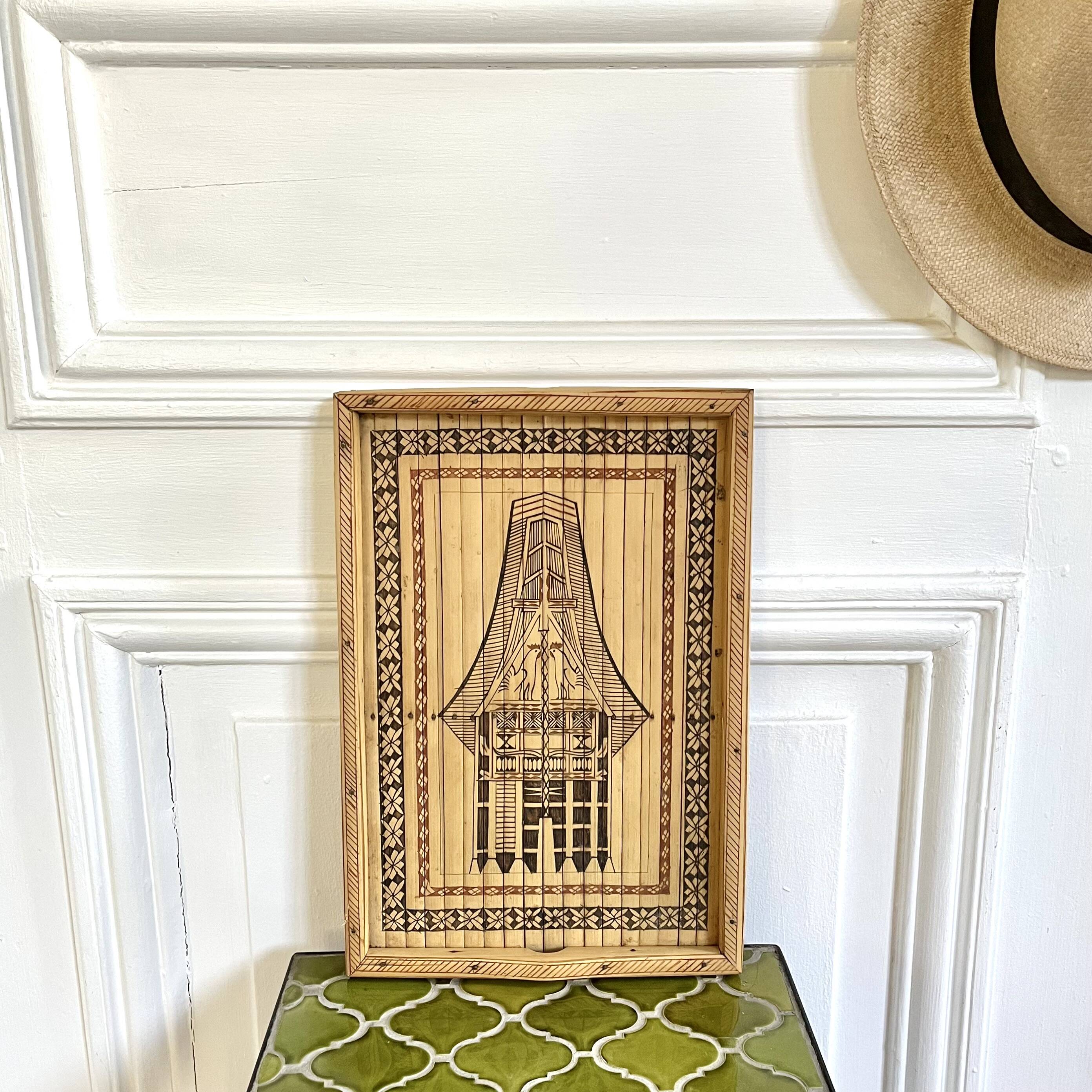 Engraved bamboo rattan tray