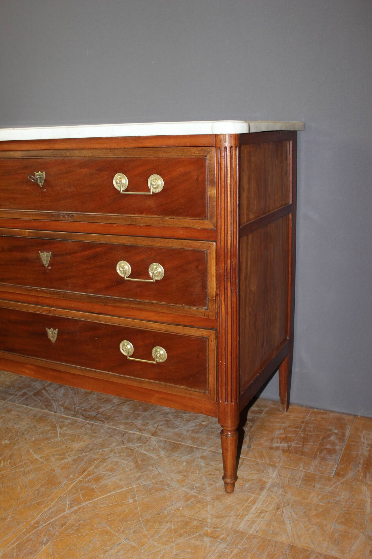 Small Louis XVI chest of drawers circa 1800