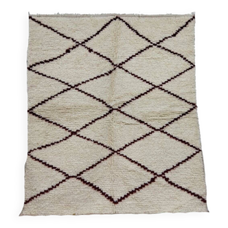 Handmade moroccan berber rug 176 x 152 cm