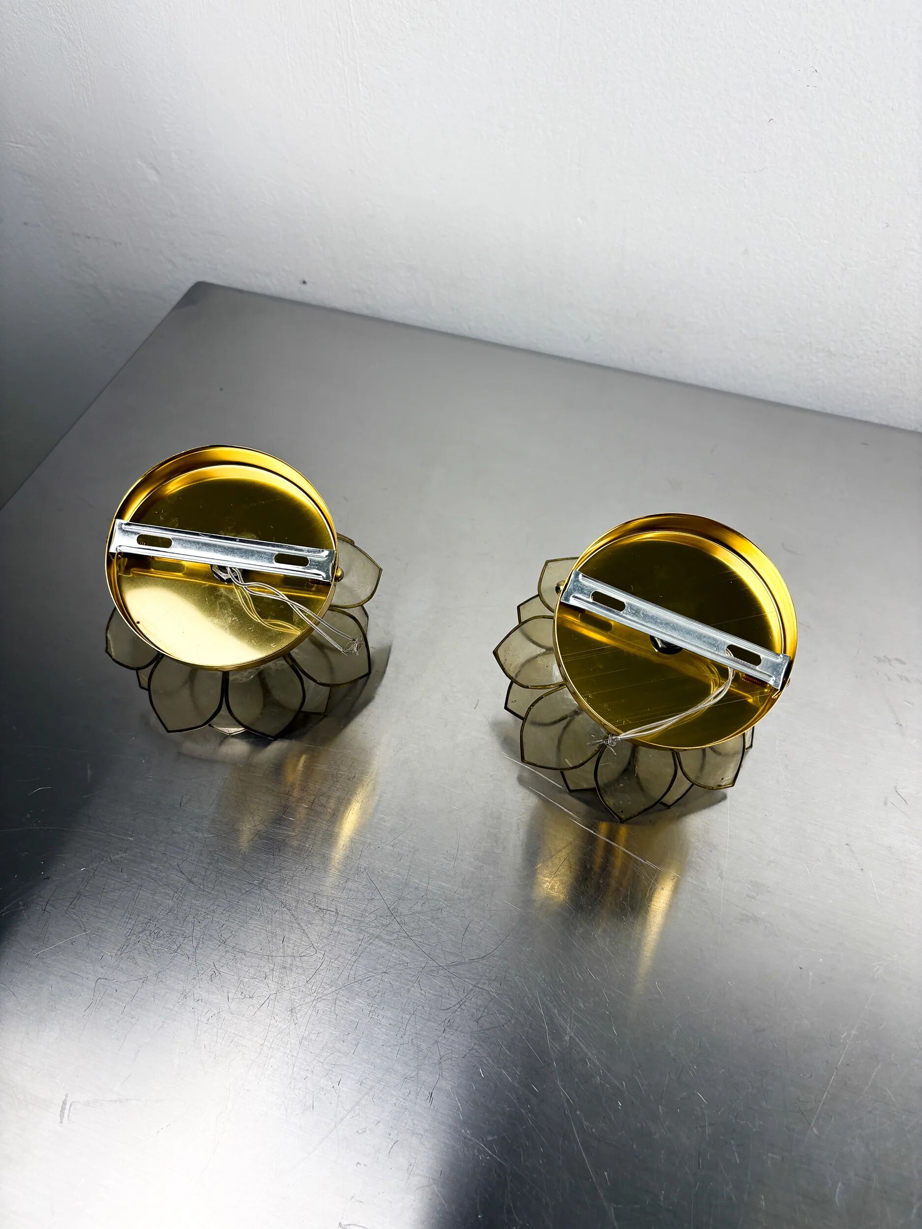 Pair of lotus flower wall sconces, mother-of-pearl petals & gilt brass, Italy, 1970s