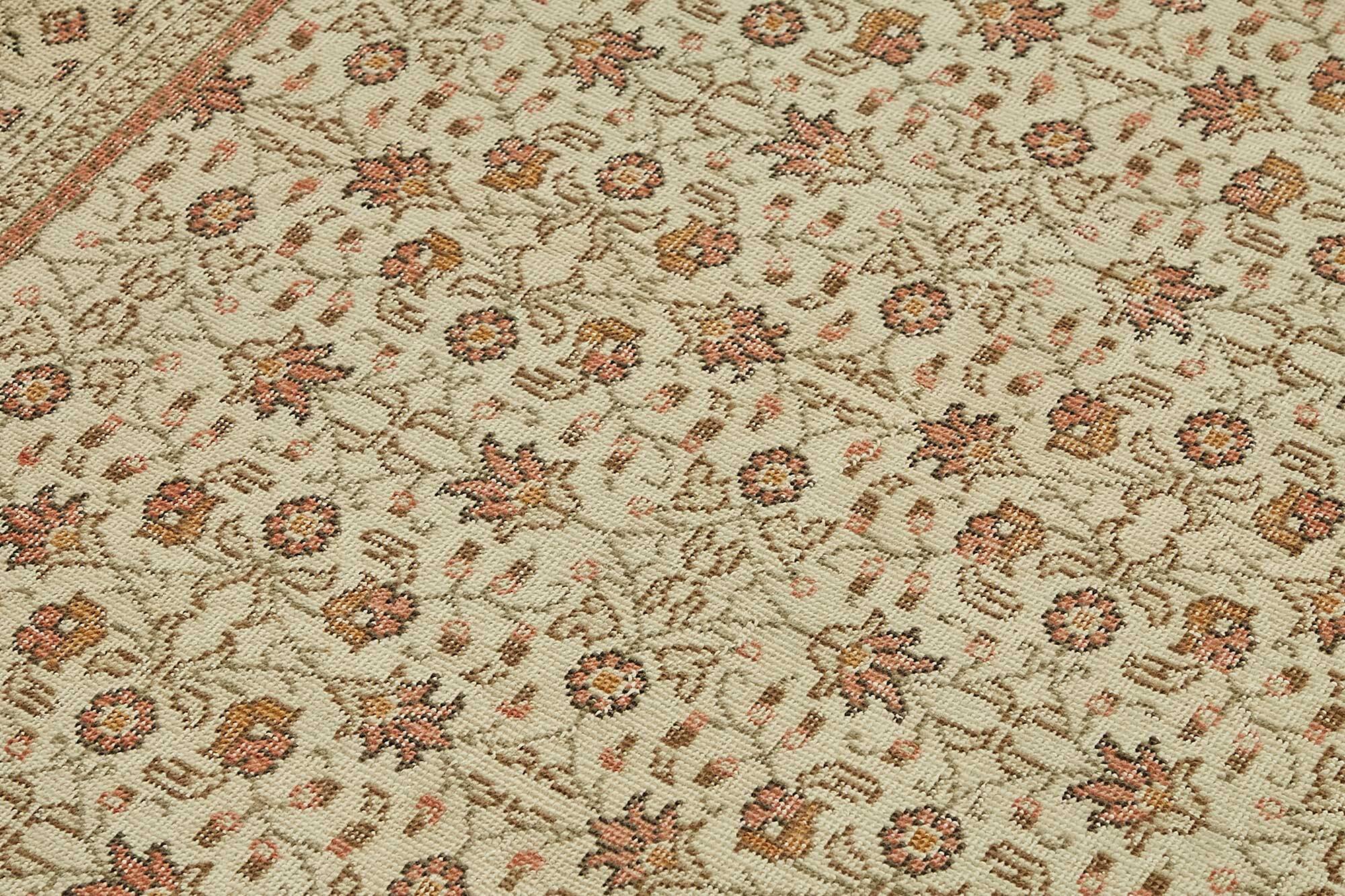 Turkish Vintage Anatolian Rug 116 cm x 175 cm