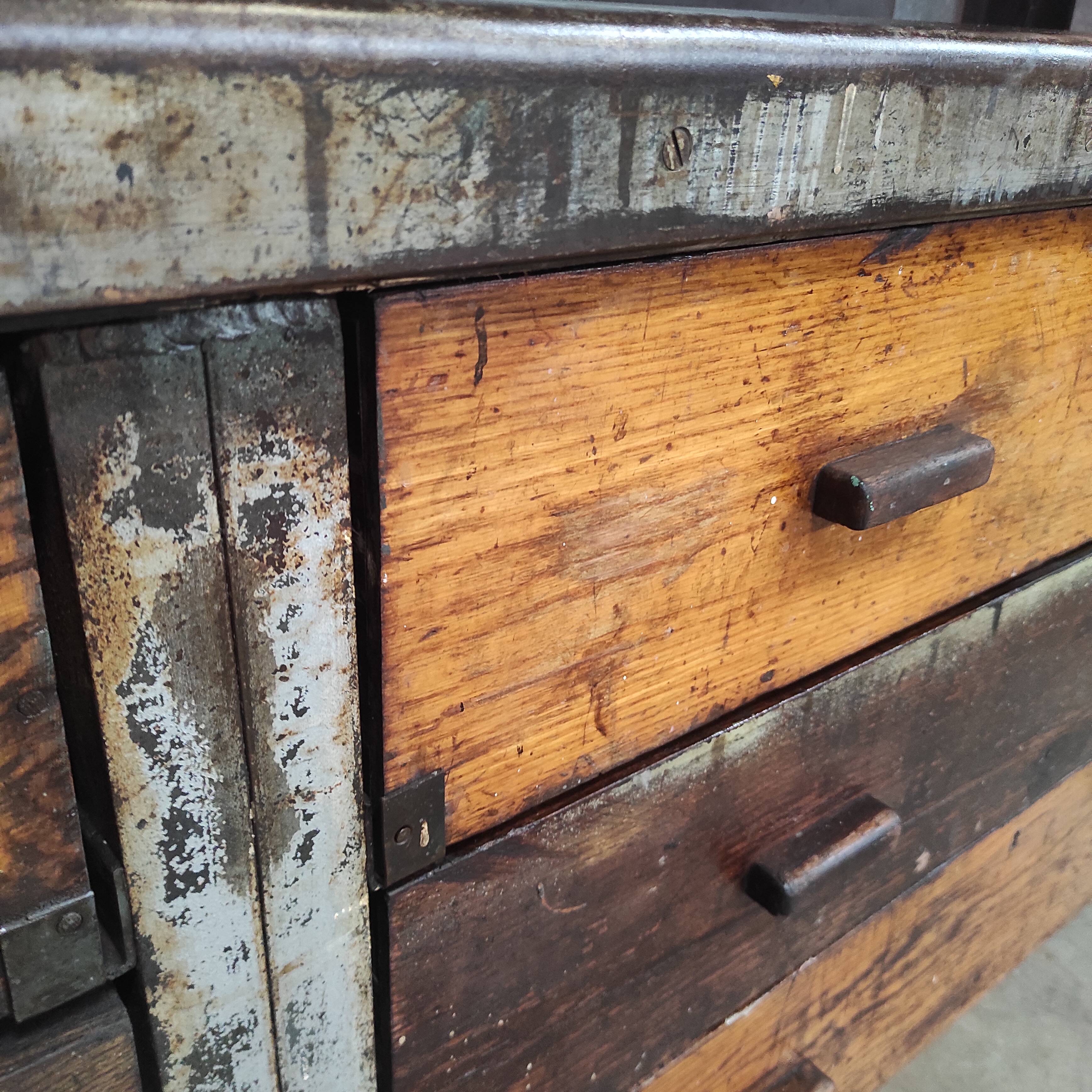 Industrial workbench 3 meters | Heavy duty steel & wood drawers