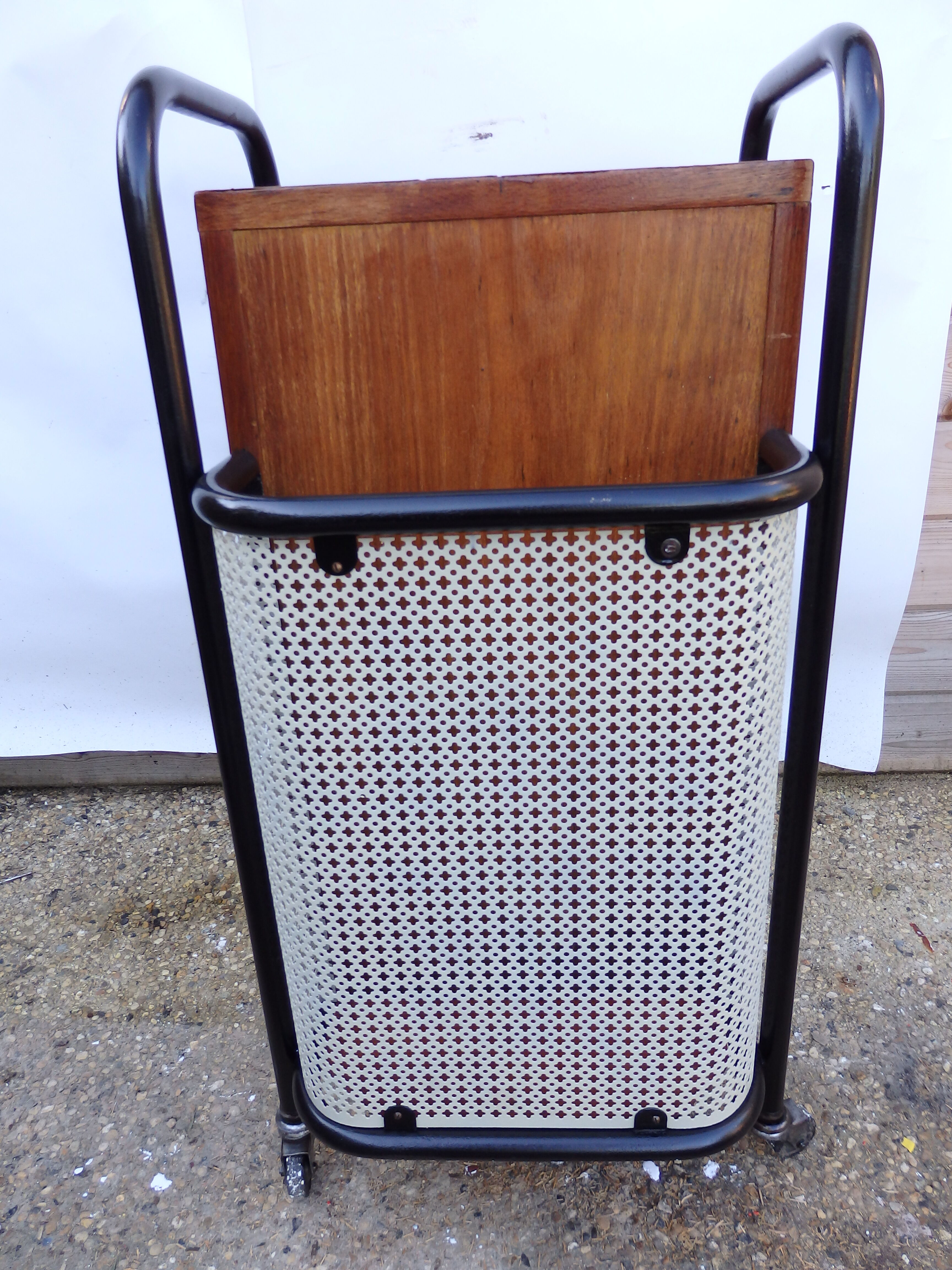 servant servant service of vintage architect 50 Sautereau