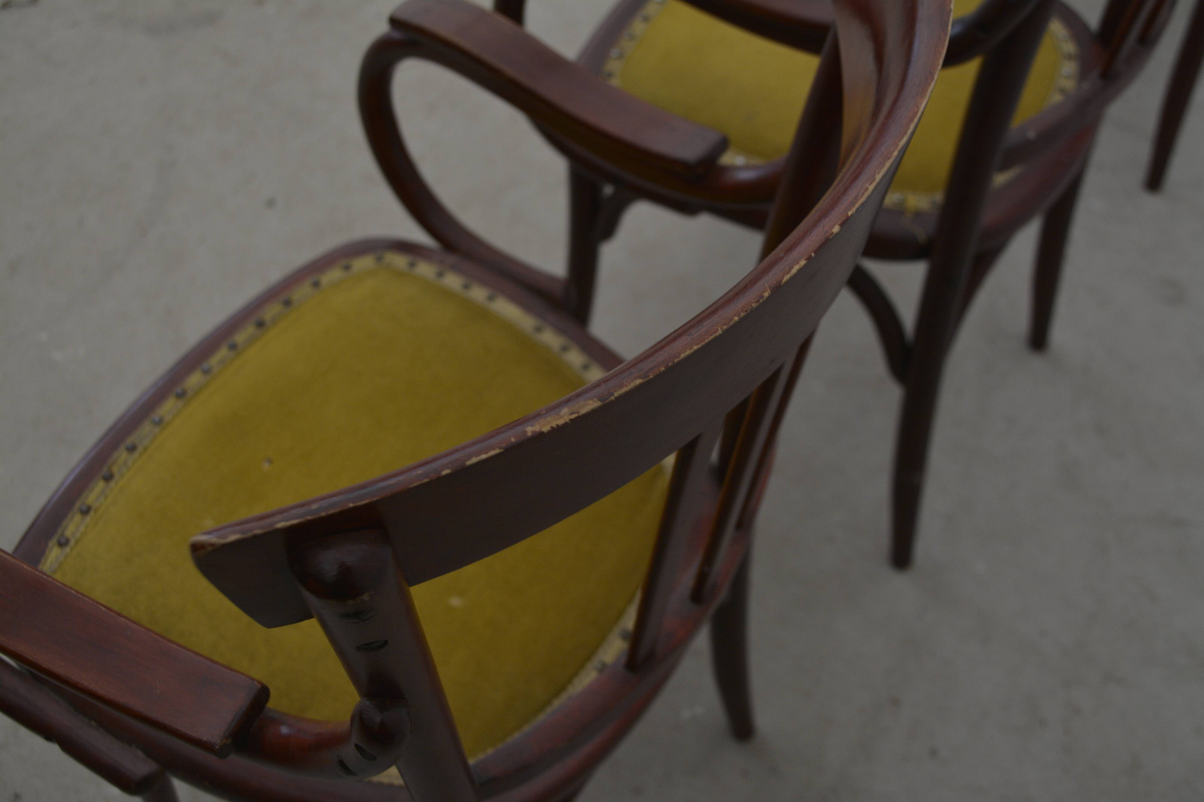 Set of 4 armchairs