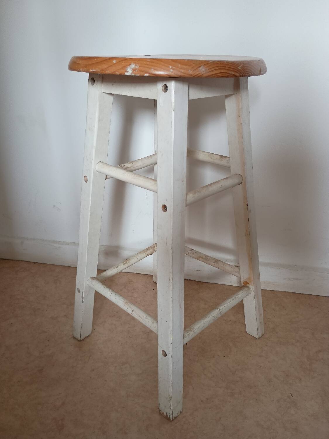 Farm stool