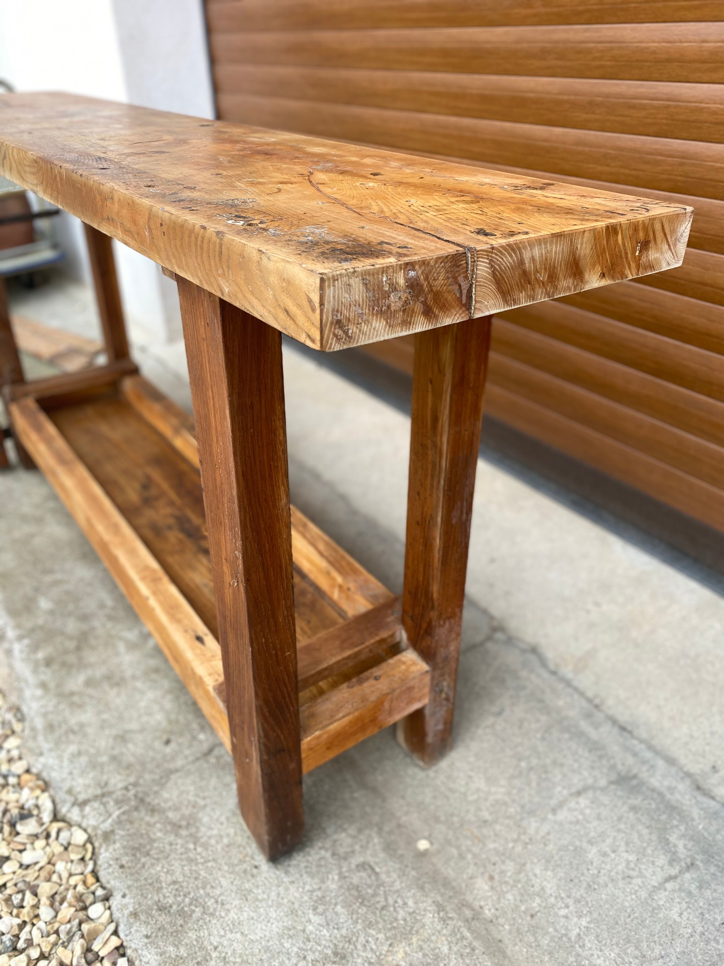 Carpenter's workbench