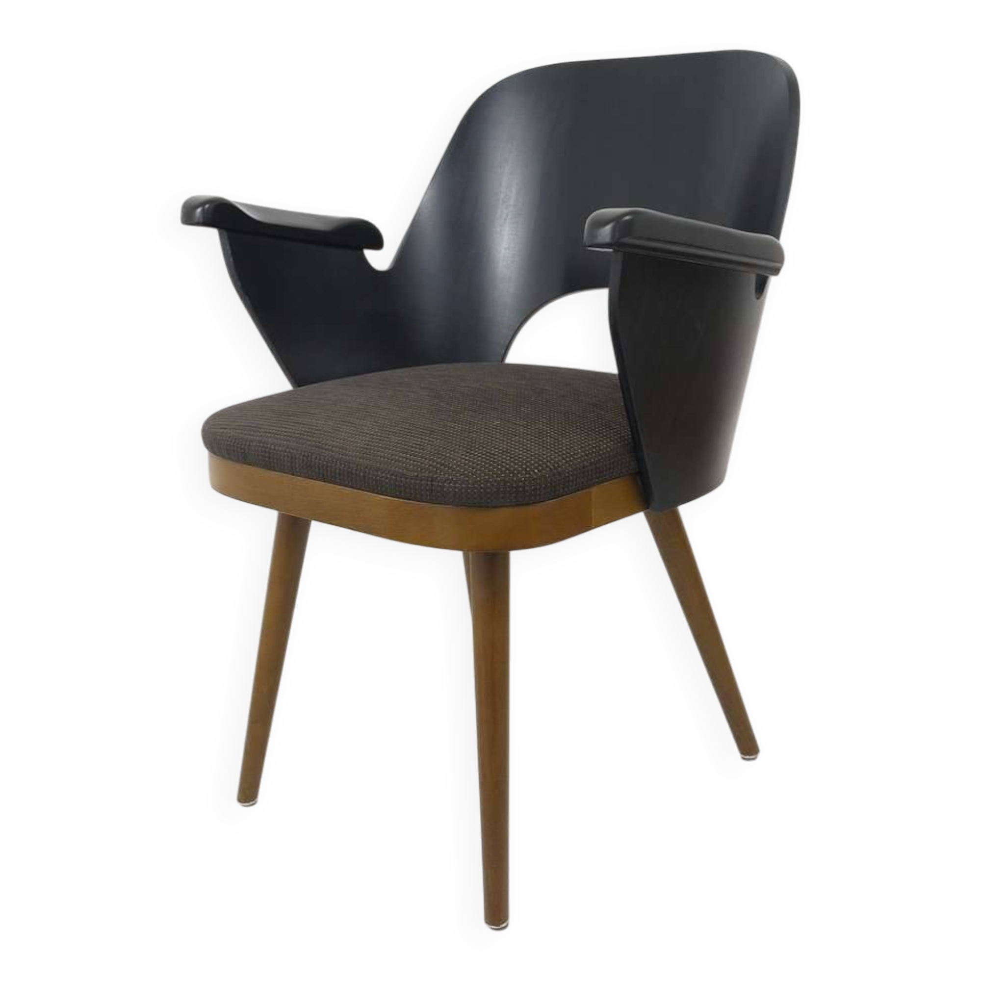 Beautiful modernist armchairs in the style of Oswald Haerdtl, Backhausen, Austria.