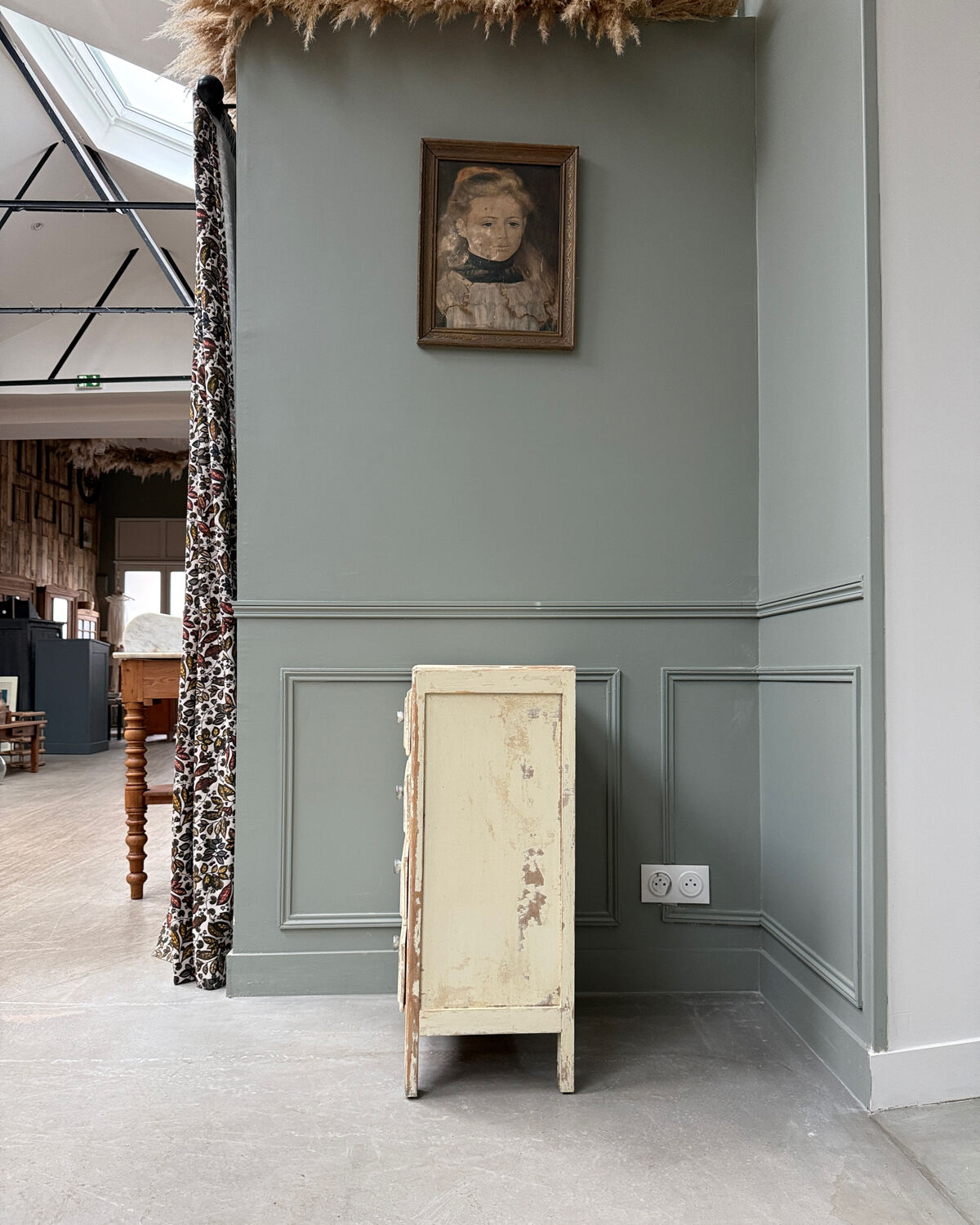 Vintage chest of drawers with a butter yellow patina (renovated)