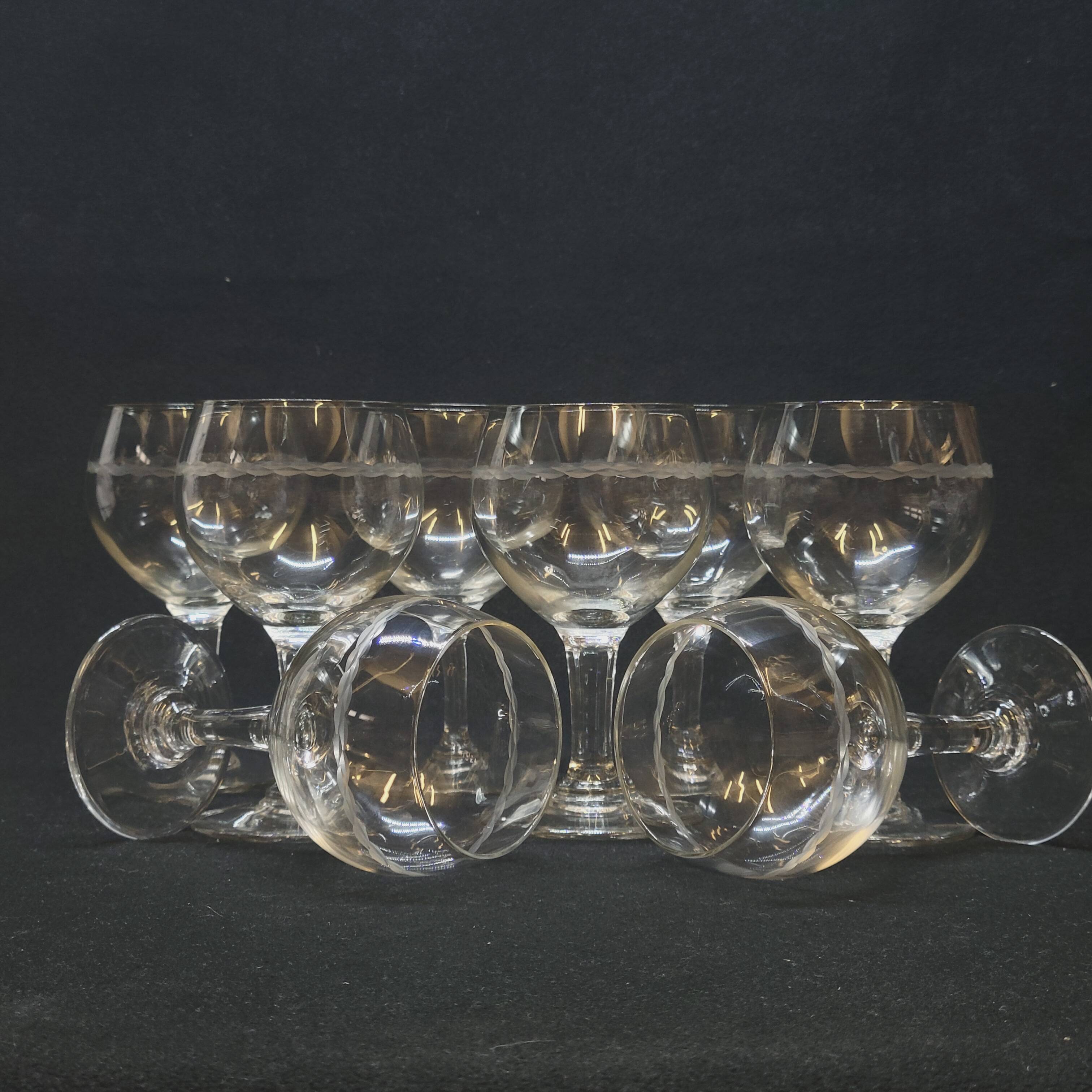 8 wine glasses in chiseled cut glass