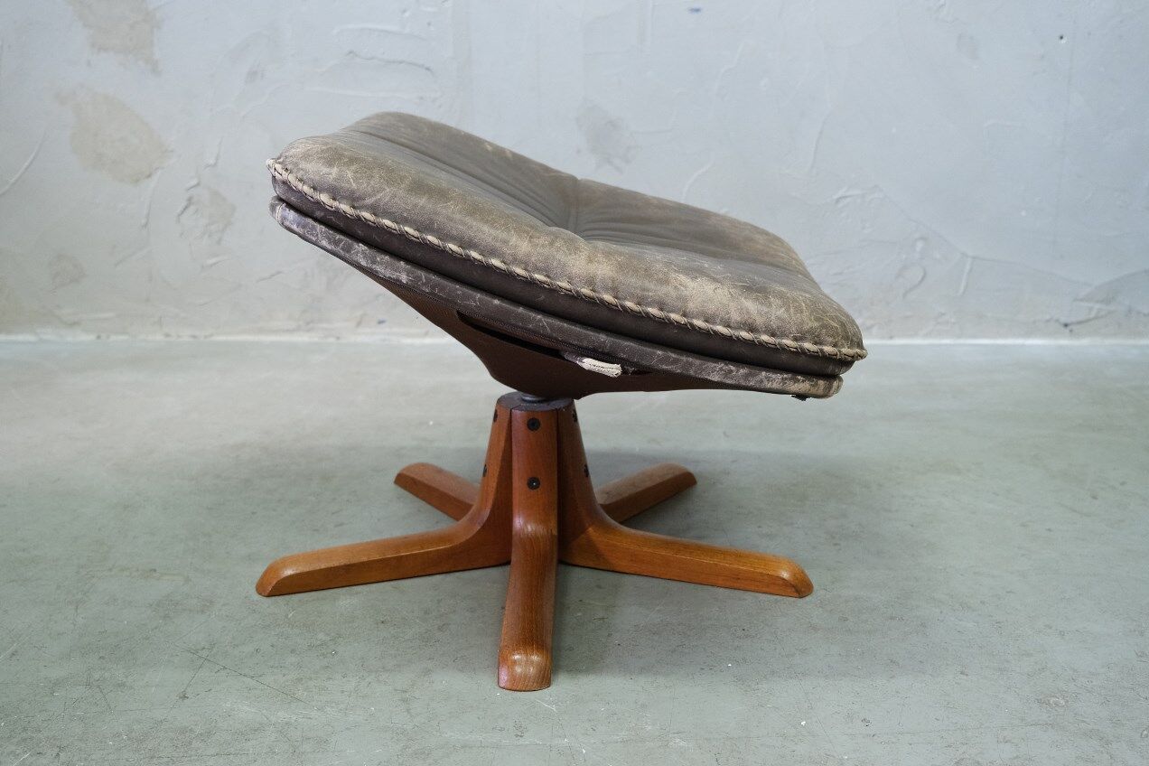 Mid-Century Danish Teak & Leather Ottoman from Berg Furniture, 1970