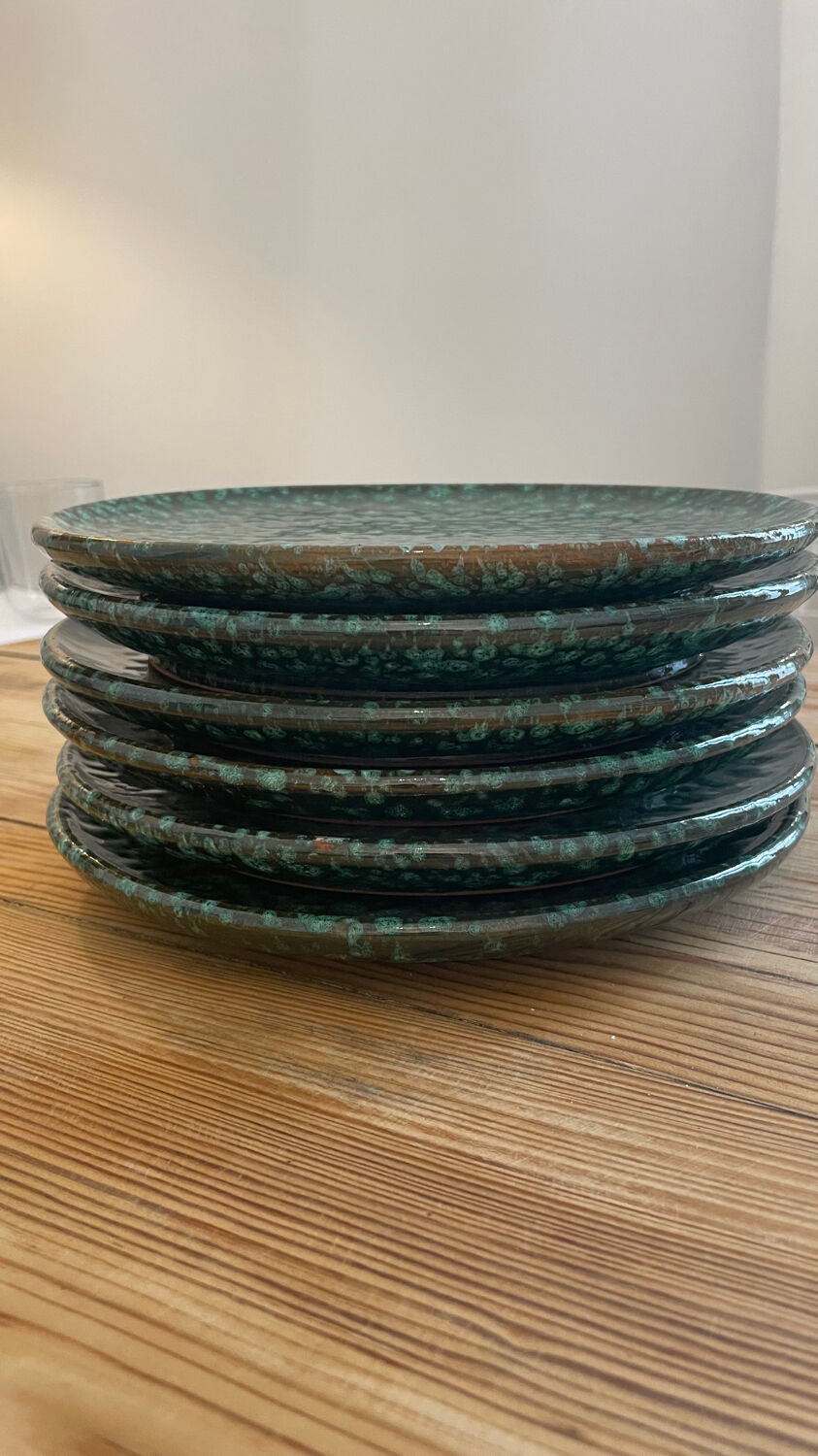 6 ceramic dessert plates