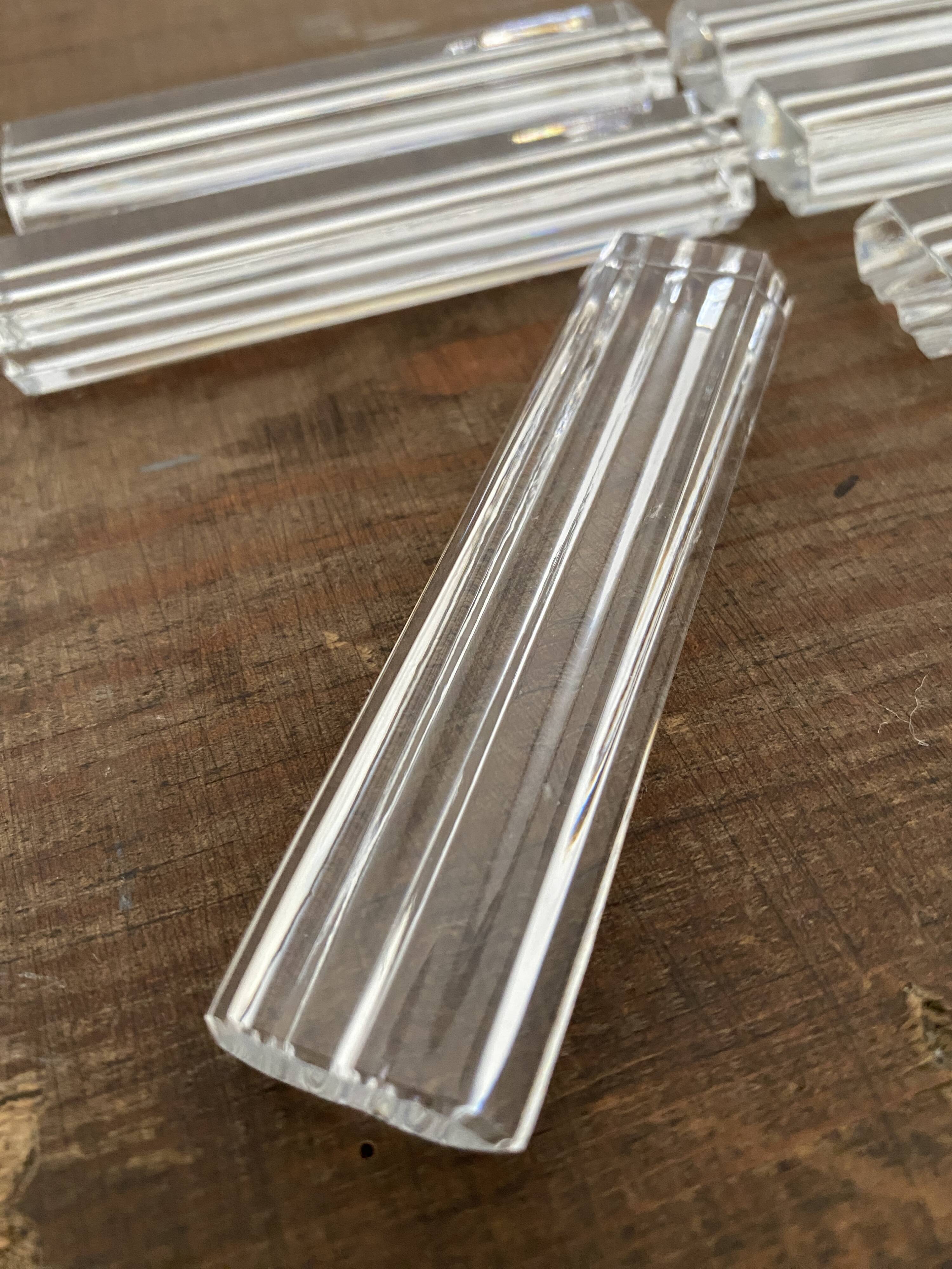 Vintage knife holders of 6, in glass