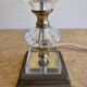Lampe a poser ancienne en laiton et verre