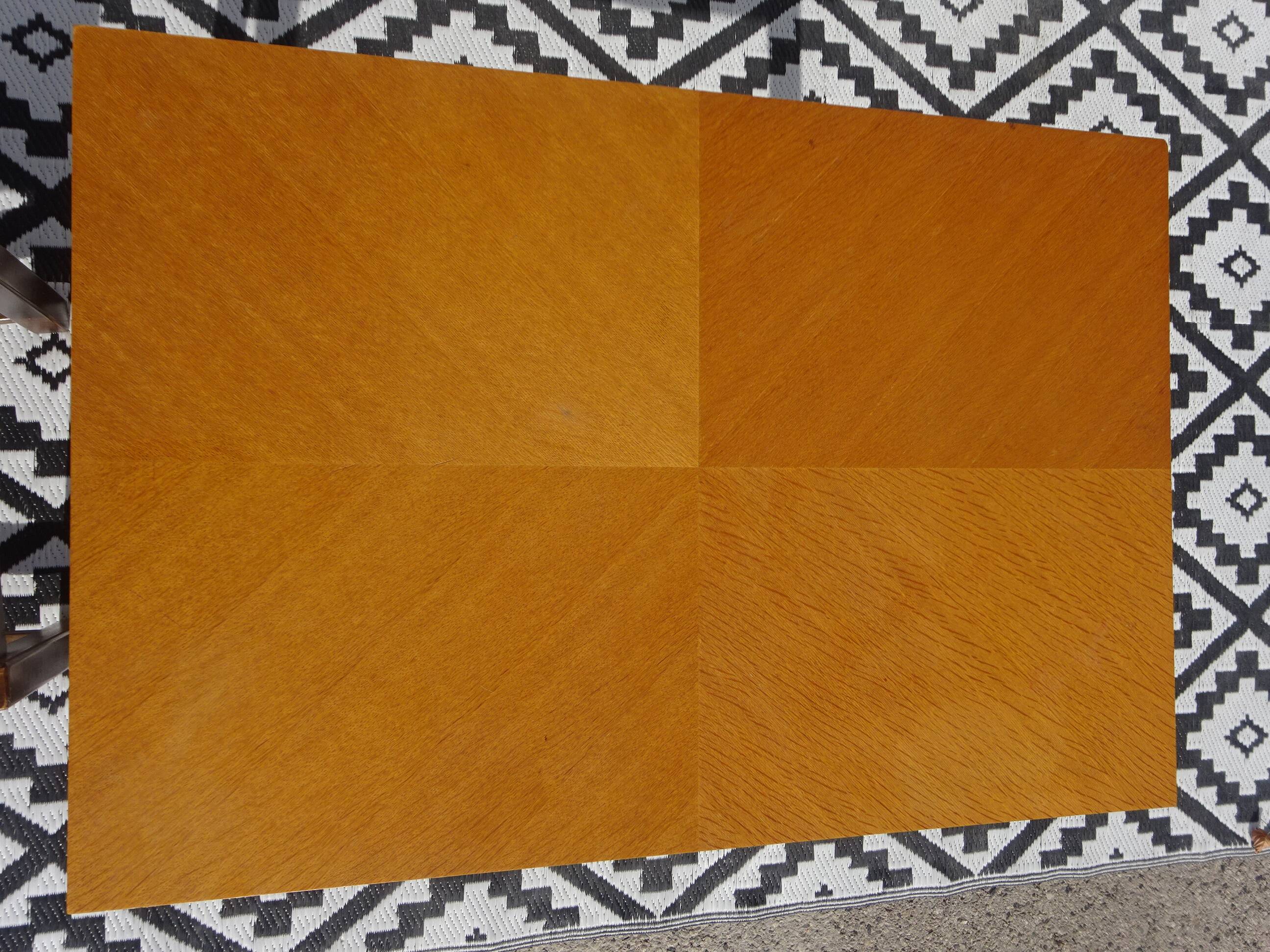Scandinavian portfolio table model "half-century" by SAM