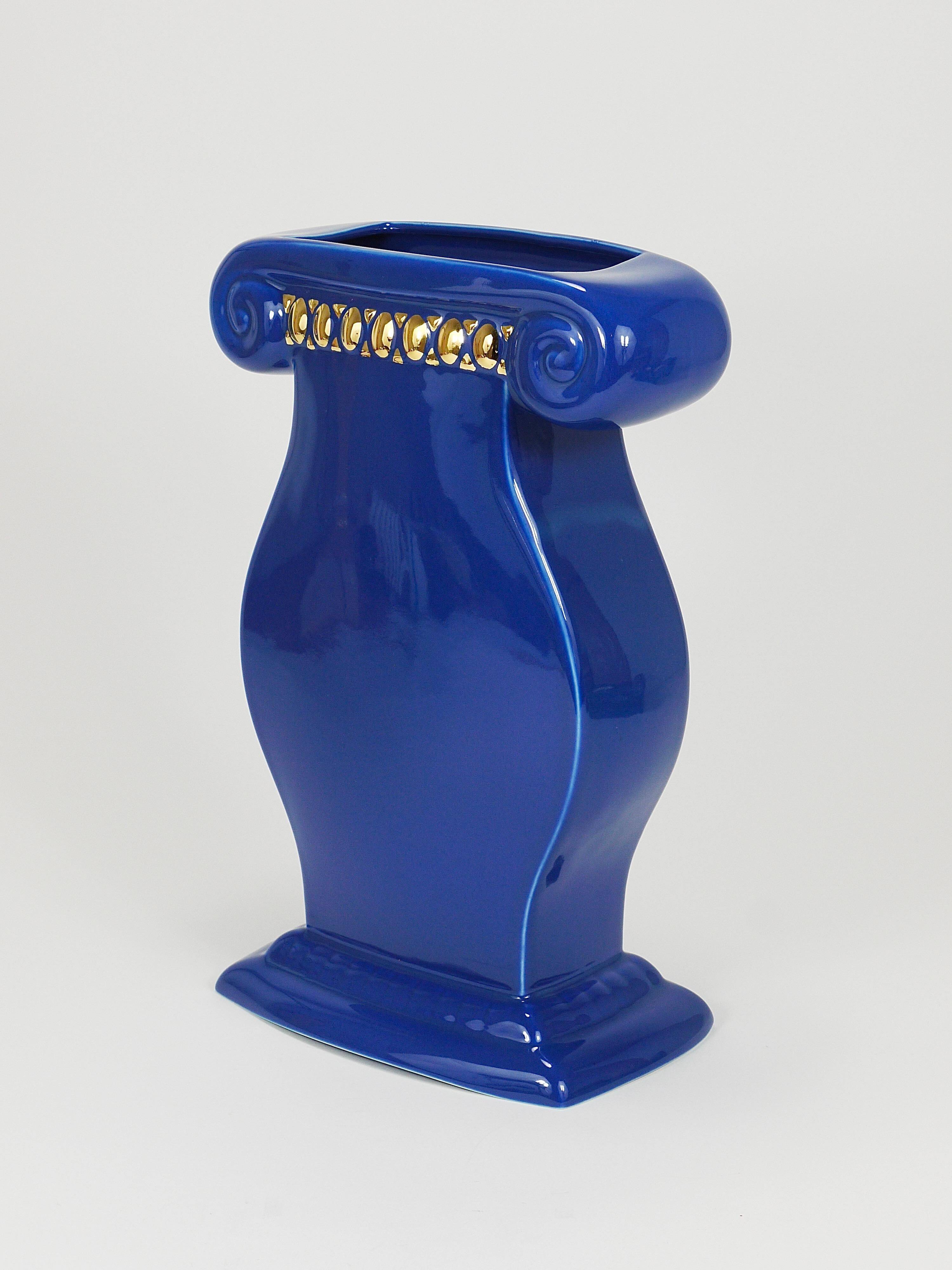 Heide Warlamis Vase Postmodern Grand Design Memphis, Vienna Collection, 1980s
