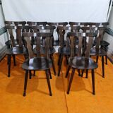 Antique bistro chairs in solid oak wood