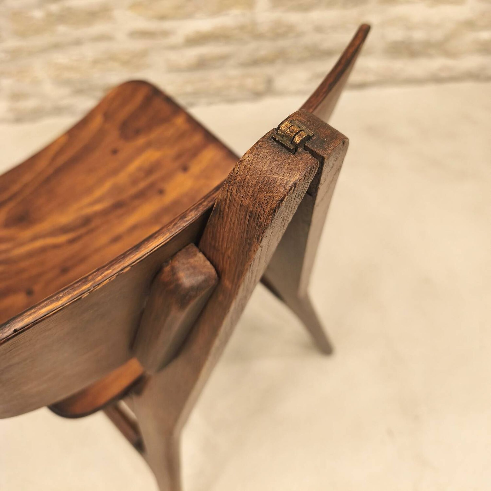 Dismantlable chair by the manufacturer Atelier Saint Sabin, 1950