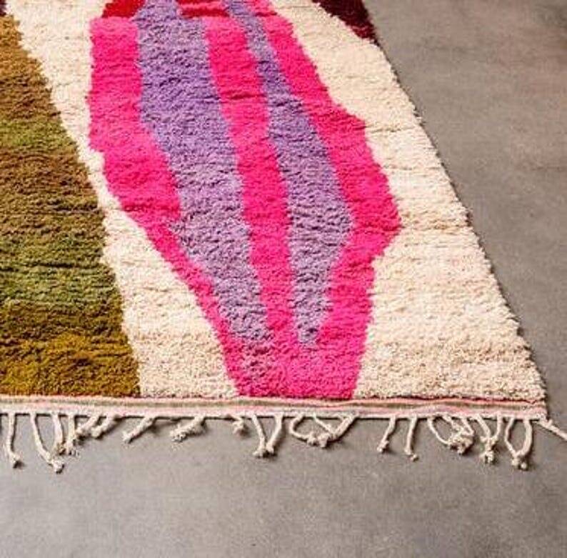 Beni Ourain Berber rug, handwoven, traditional size 140 x 260 cm.