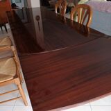 Dining room table