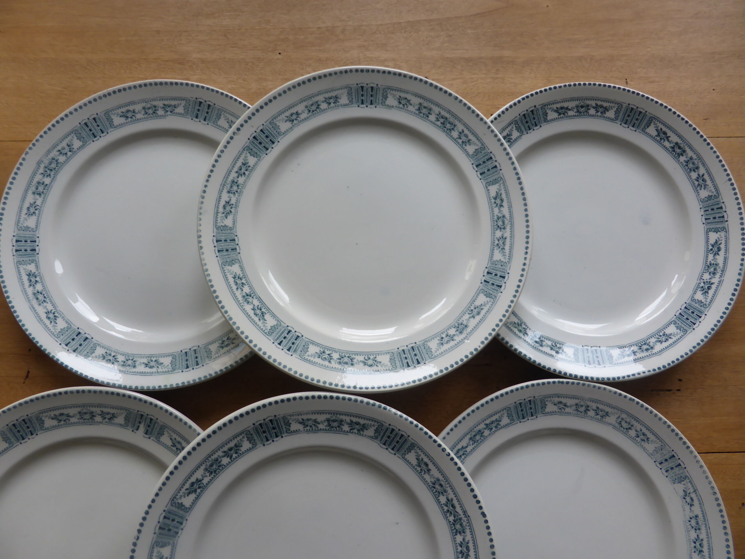 6 plates dessert in iron earth Moulin des loups model Pasteur