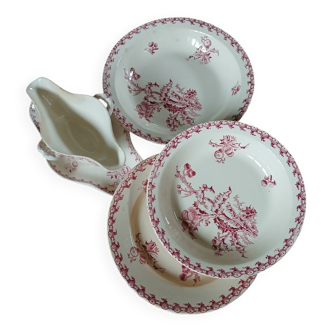 Dishes + sauce boat in Gien ironstone